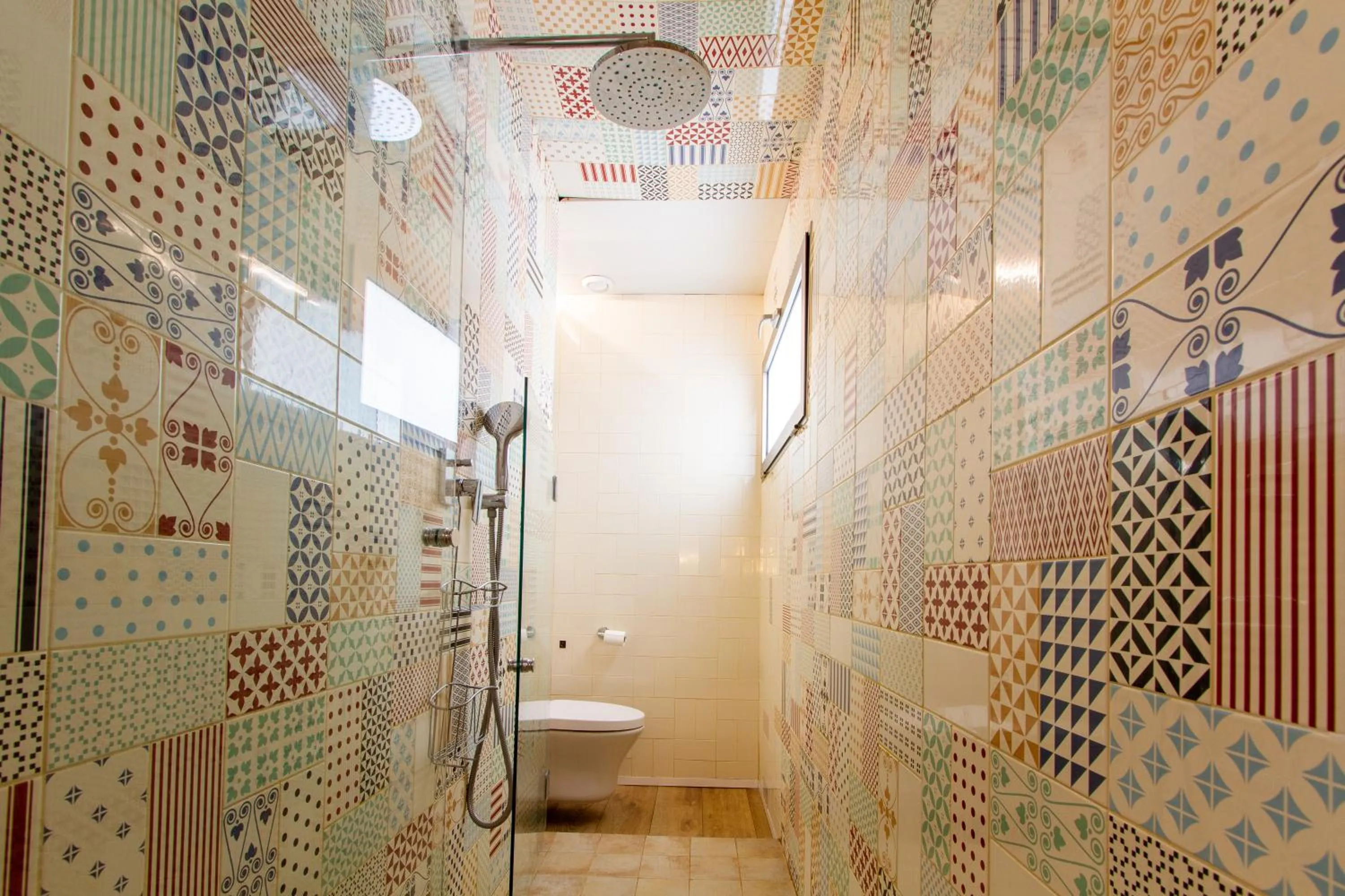 Shower in Les Monges Palace Boutique