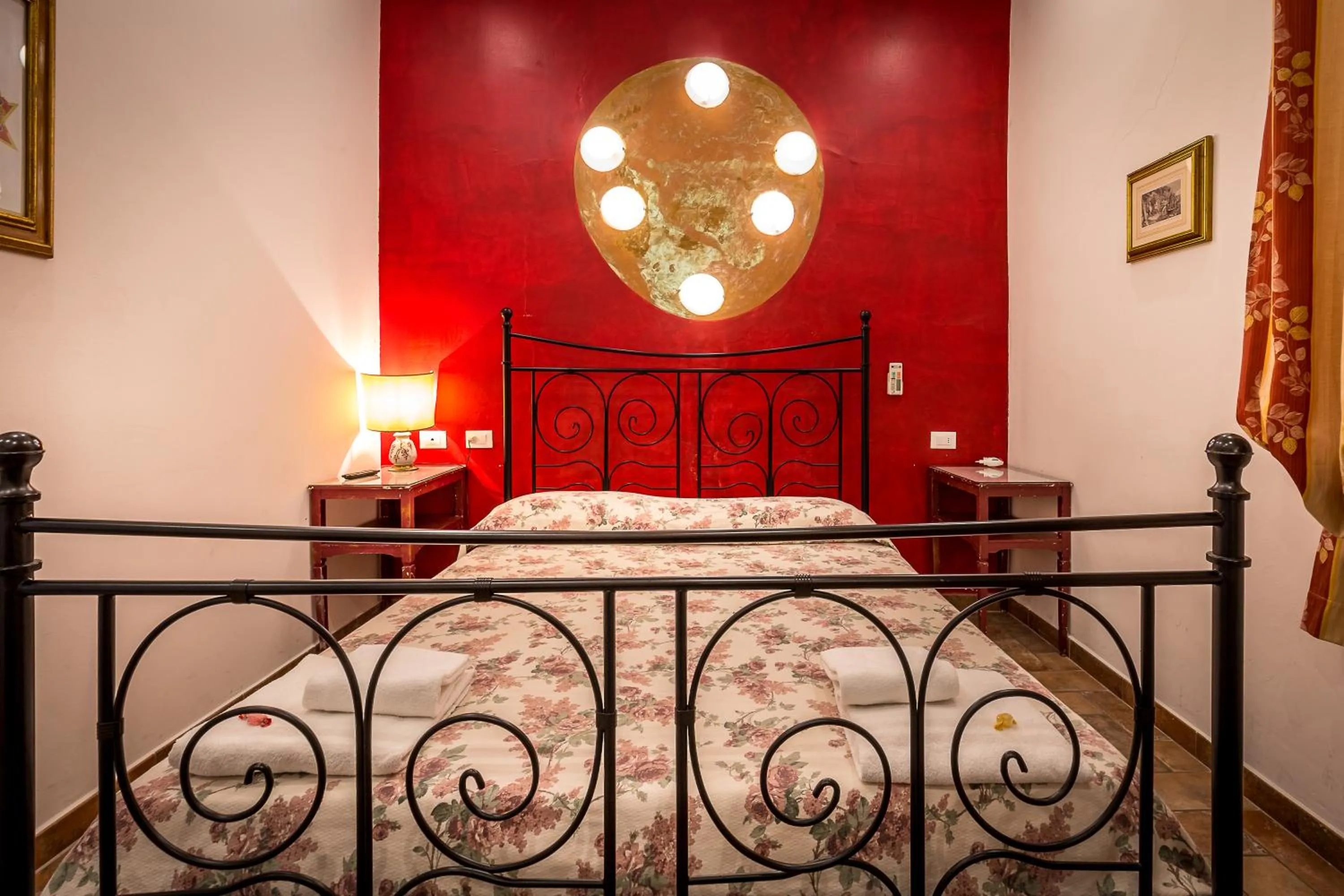 Photo of the whole room, Bed in Soggiorno Sogna Firenze