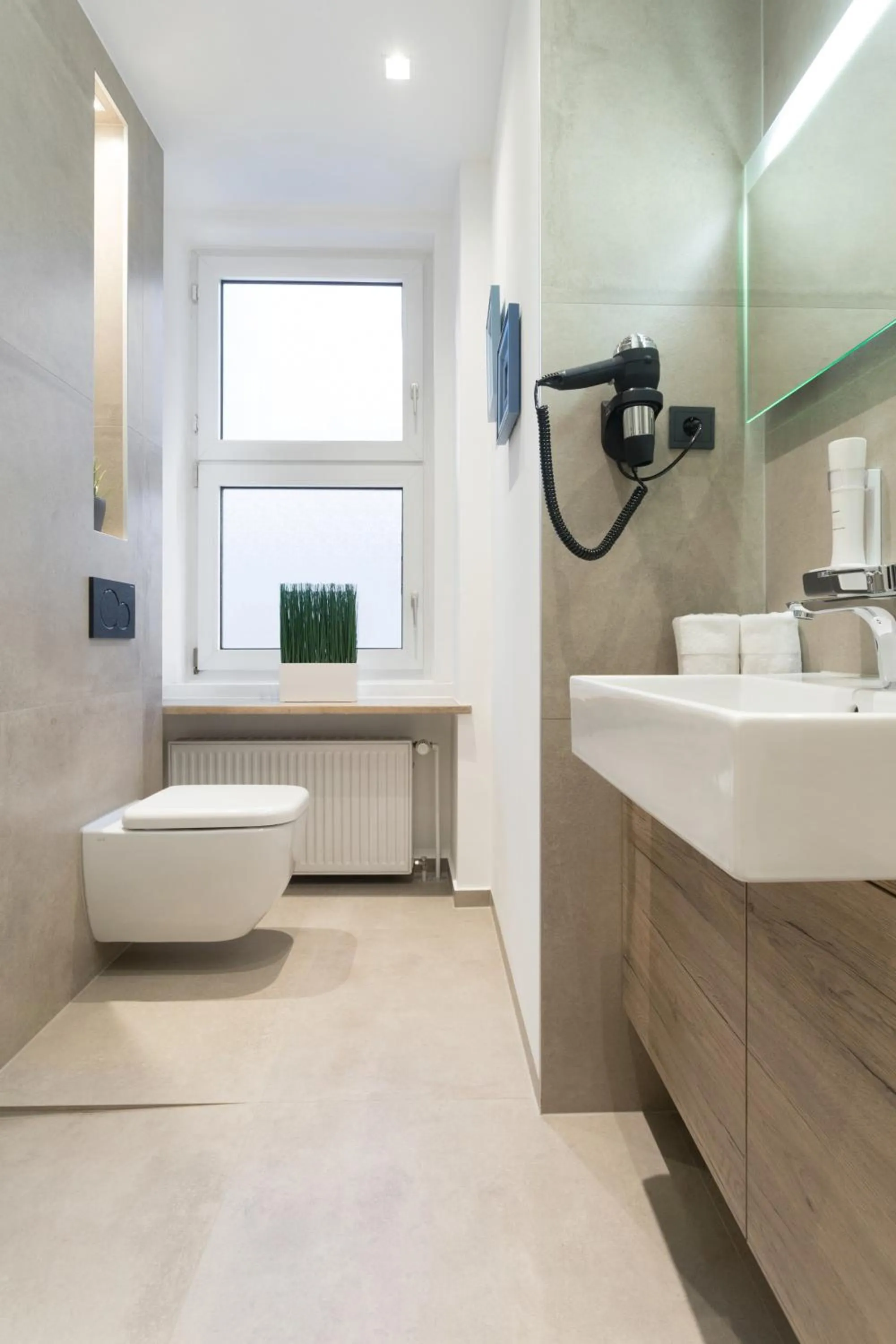 Shower in Aparthotel by dasPaul