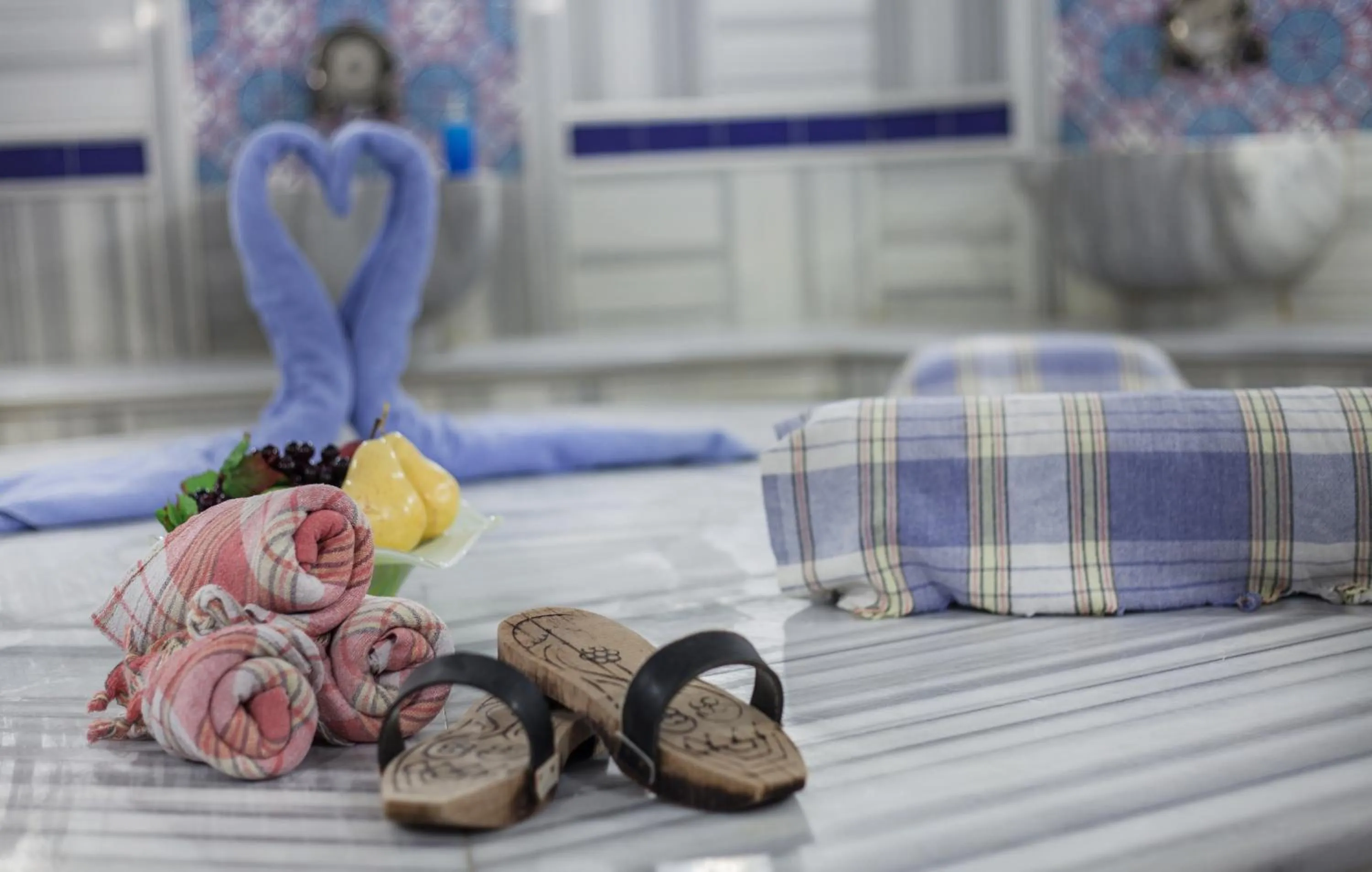 Steam room, Bed in New Park Hotel