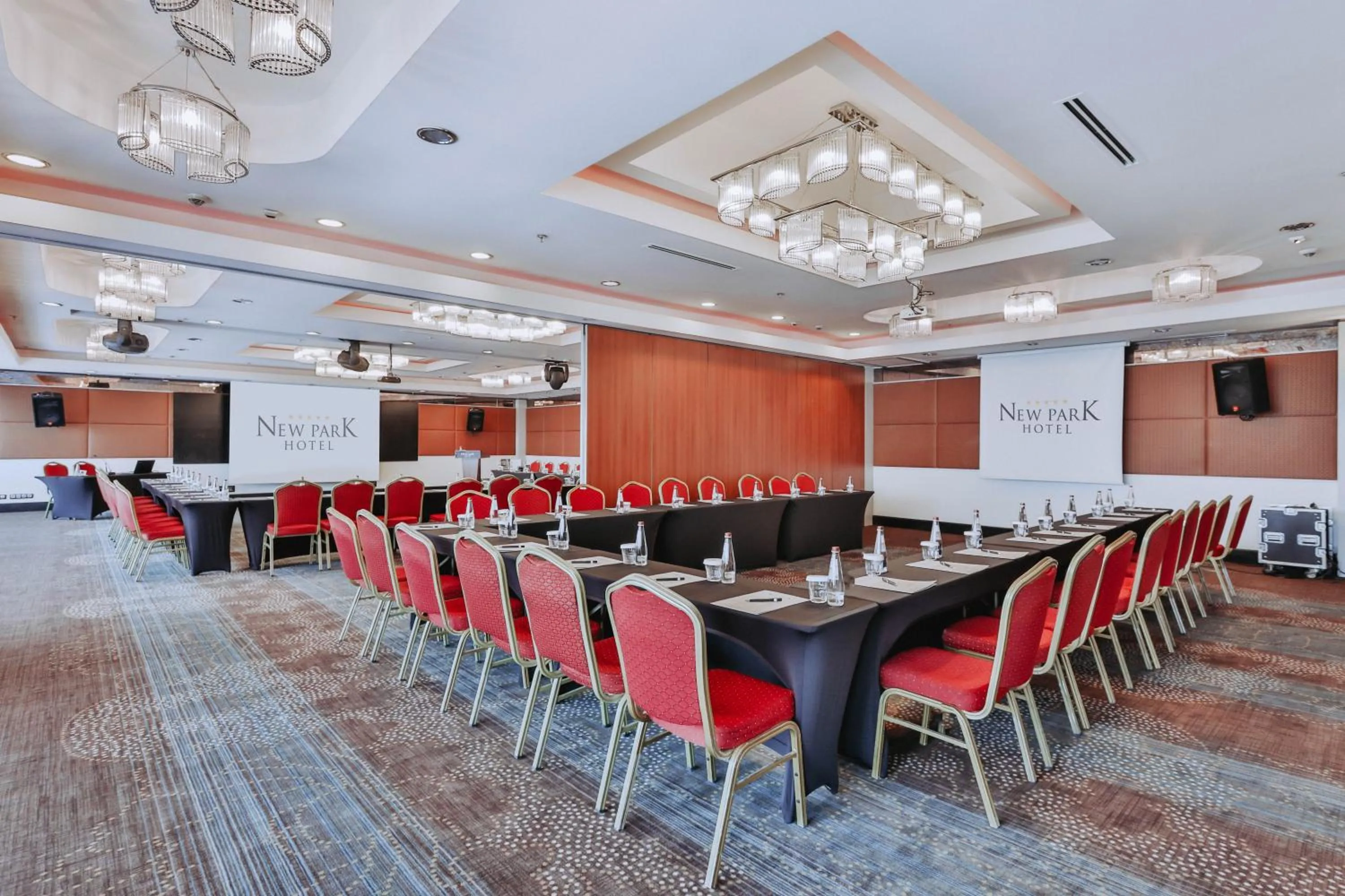 Banquet/Function facilities in New Park Hotel