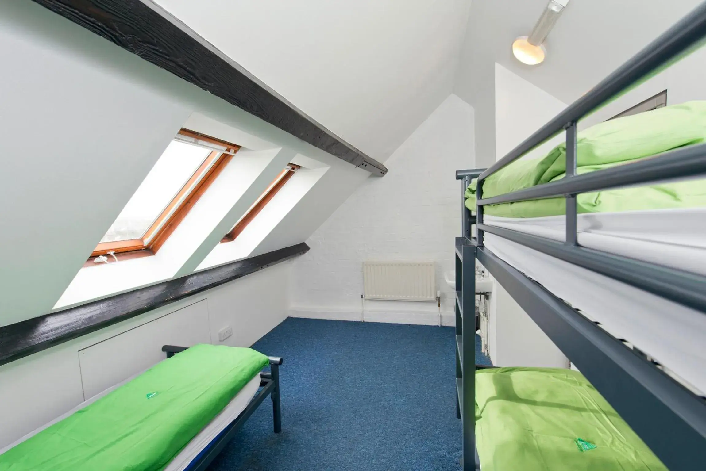Bunk Bed in Male Dormitory Room with Shared Bathroom in YHA Bristol Bunk Bed in Male Dormitory Room with Shared Bathroom in YHA Bristol