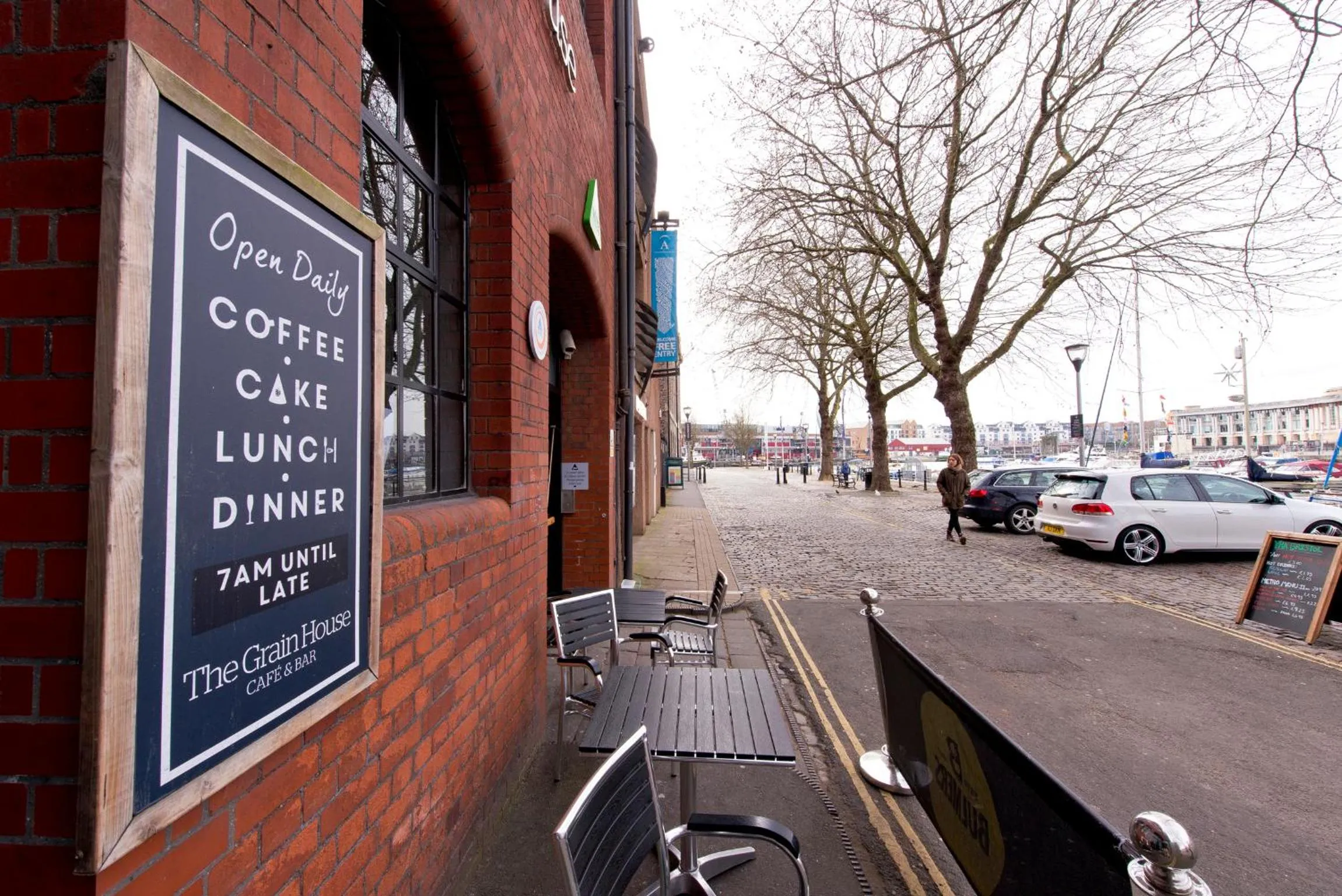 Patio in YHA Bristol