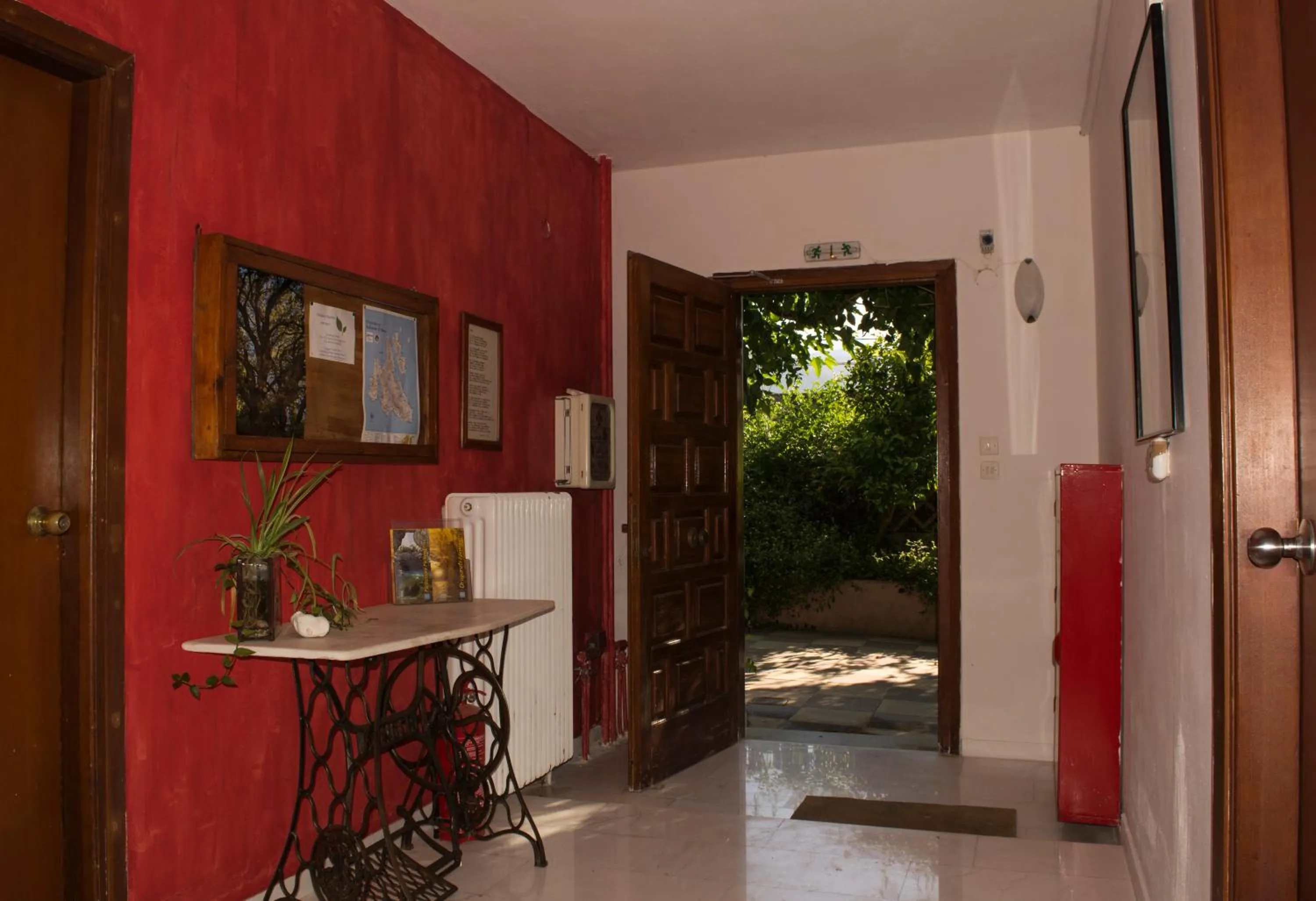 Facade/entrance in Staggia Studios