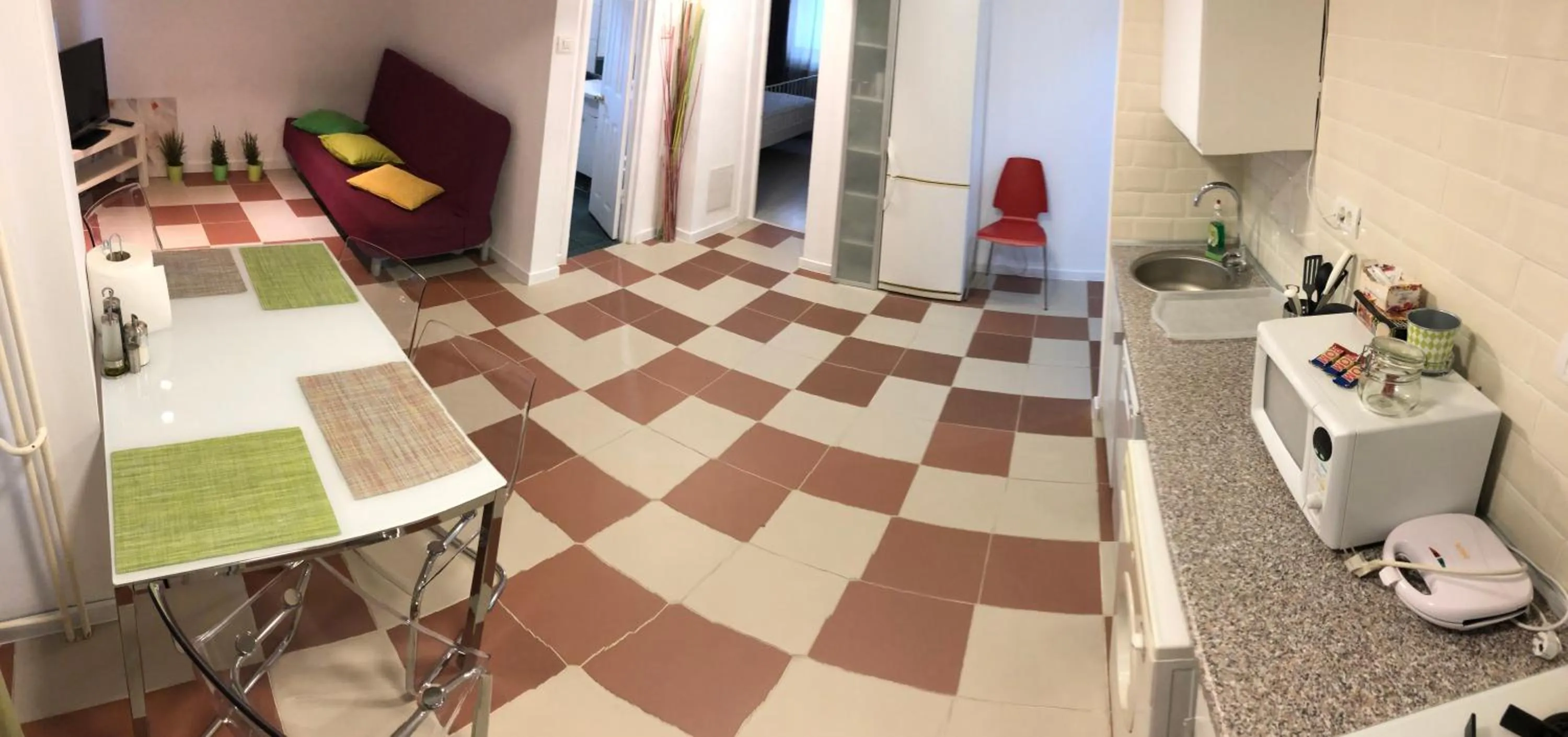 Green Apartment 4-26 Mircea Voda