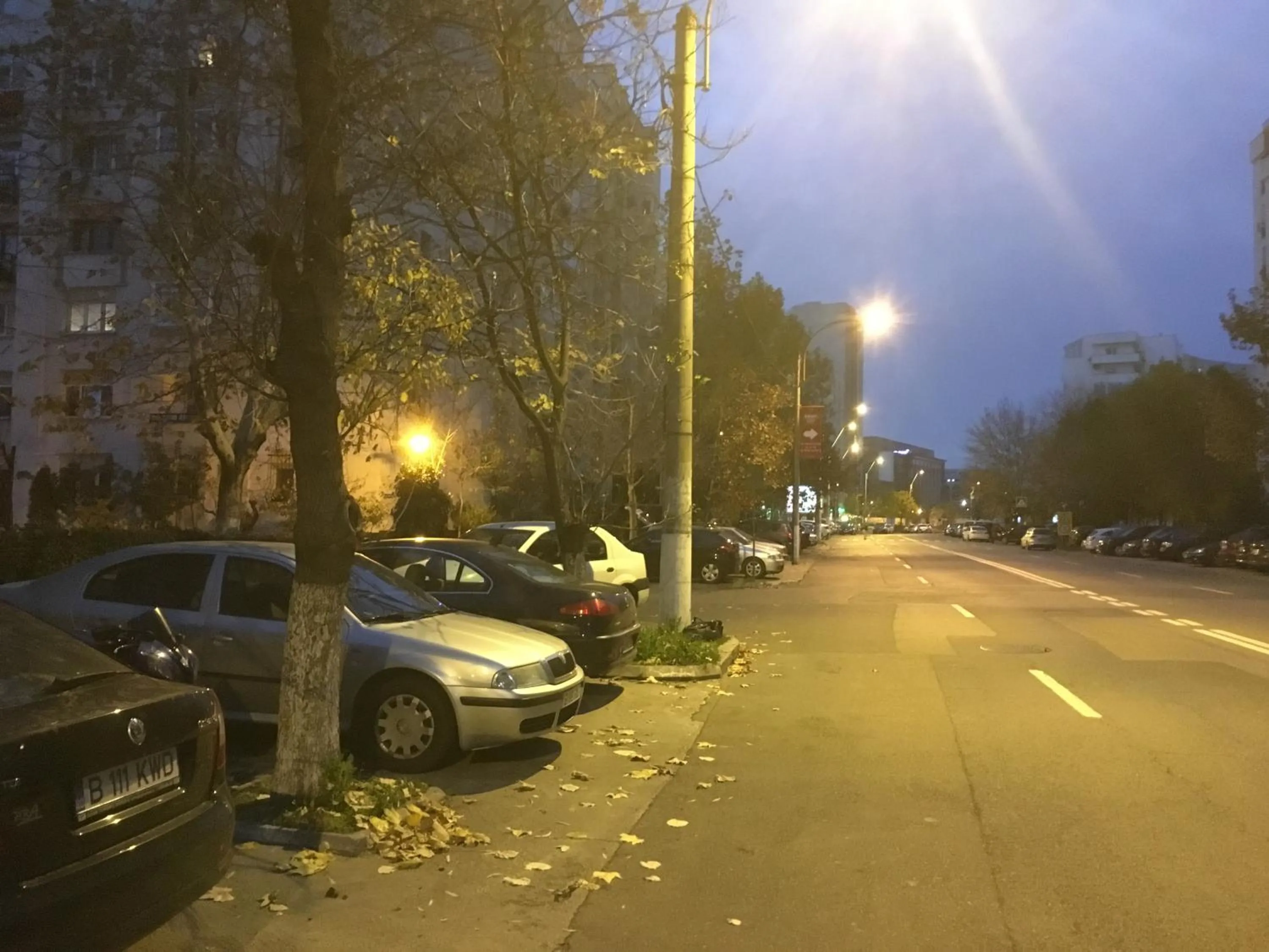 Night in Green Apartment 4-26 Mircea Voda