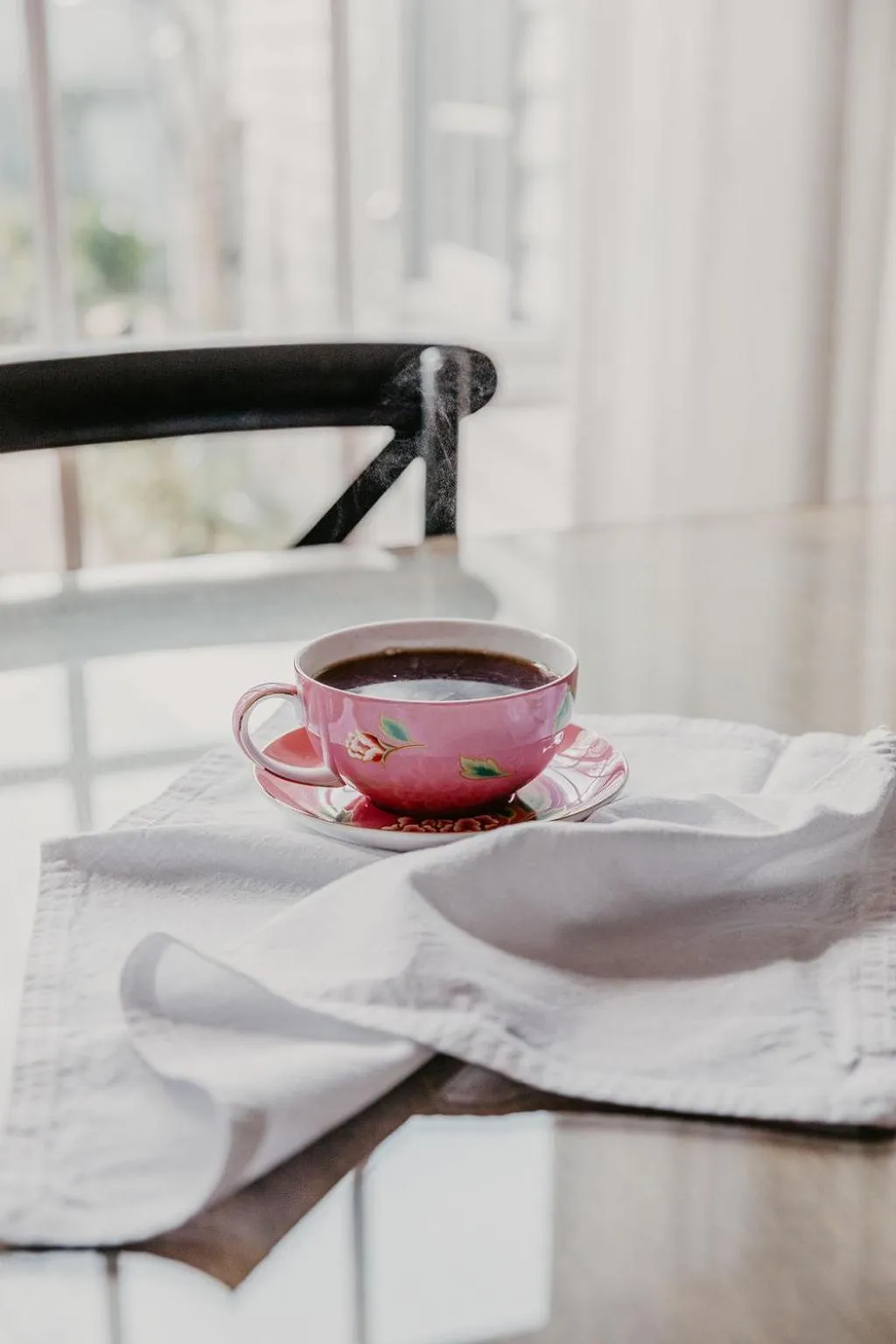 Dining area in Edge17 Waterfront Apartment, plus Cottage with Garden View - Port Fairy