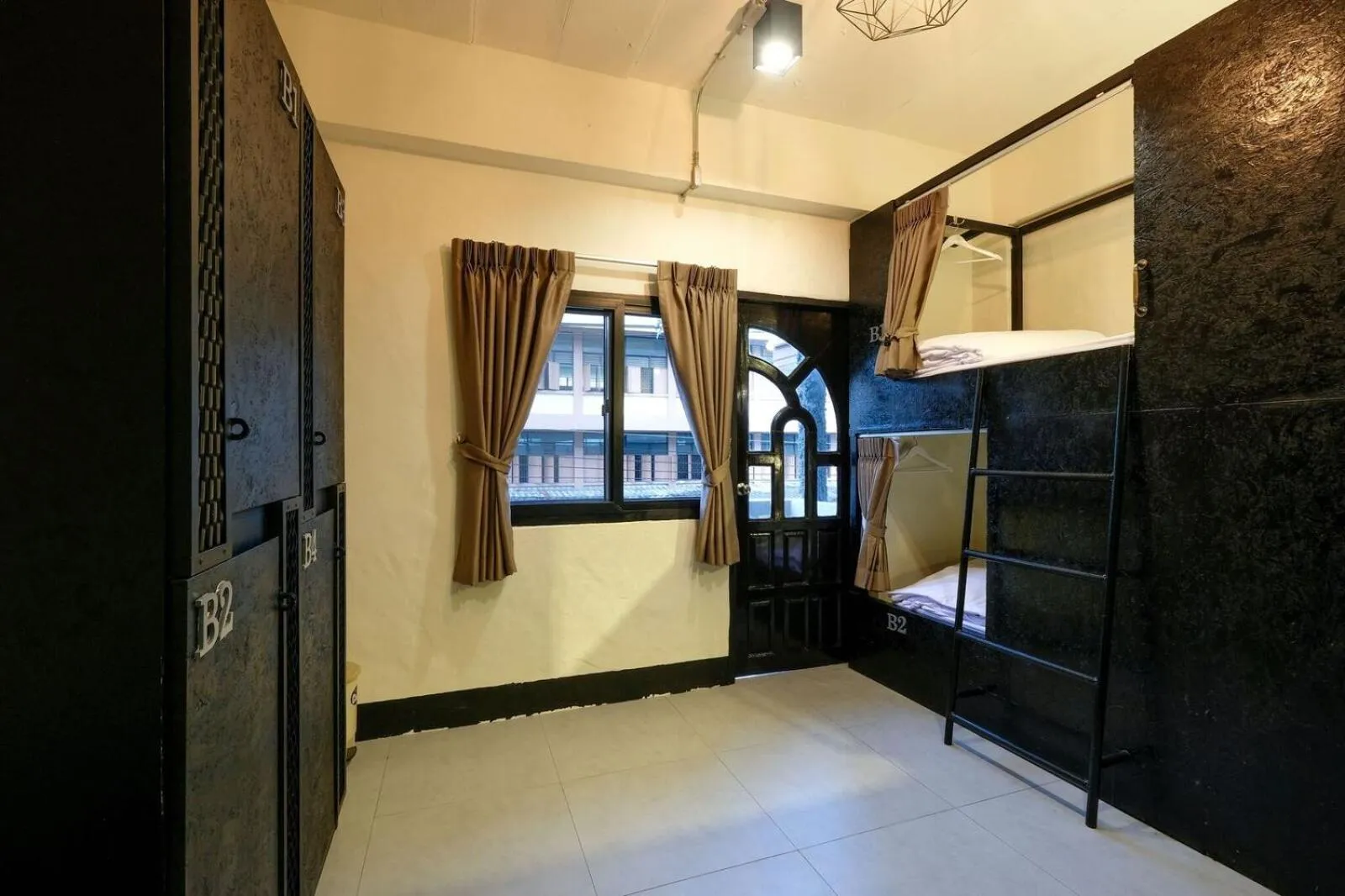 bunk bed, Bed in Salee Hostel