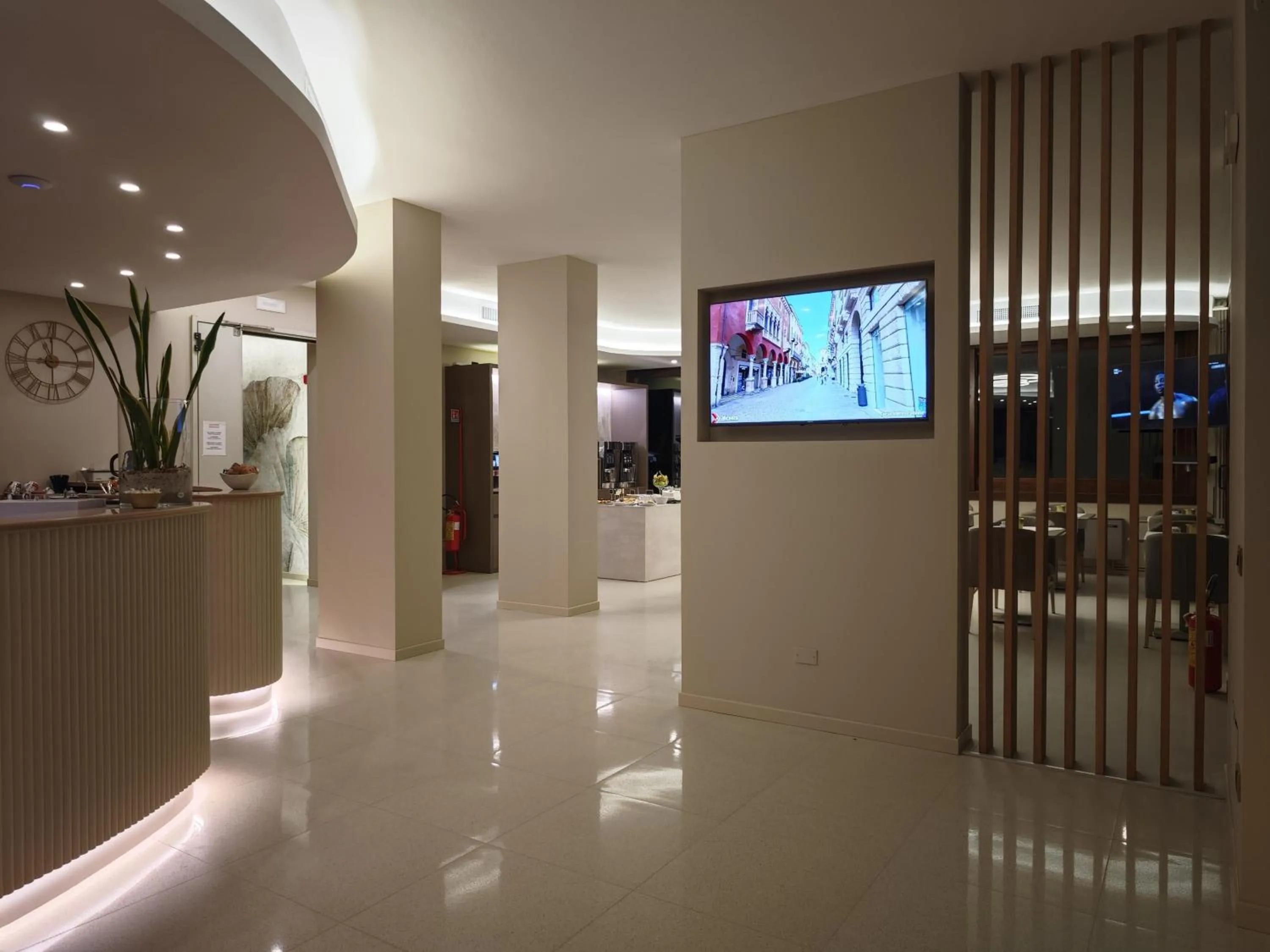 Lobby or reception in Albergo Grappolo D'oro