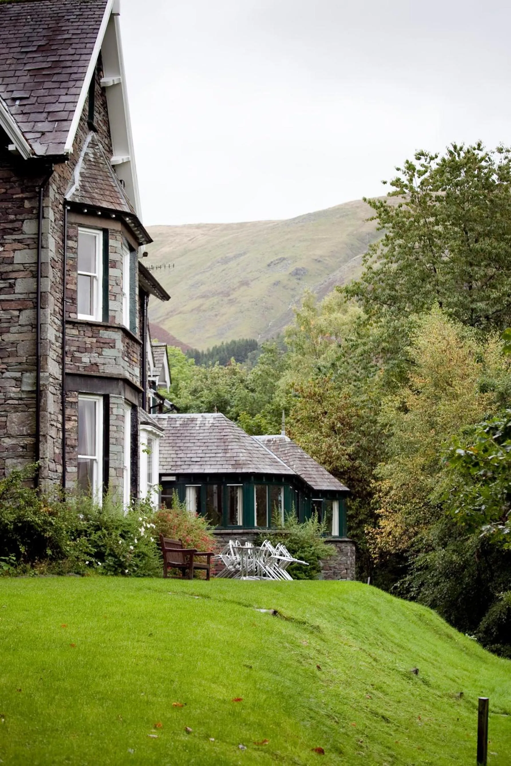 Facade/entrance in YHA Grasmere Butharlyp Howe