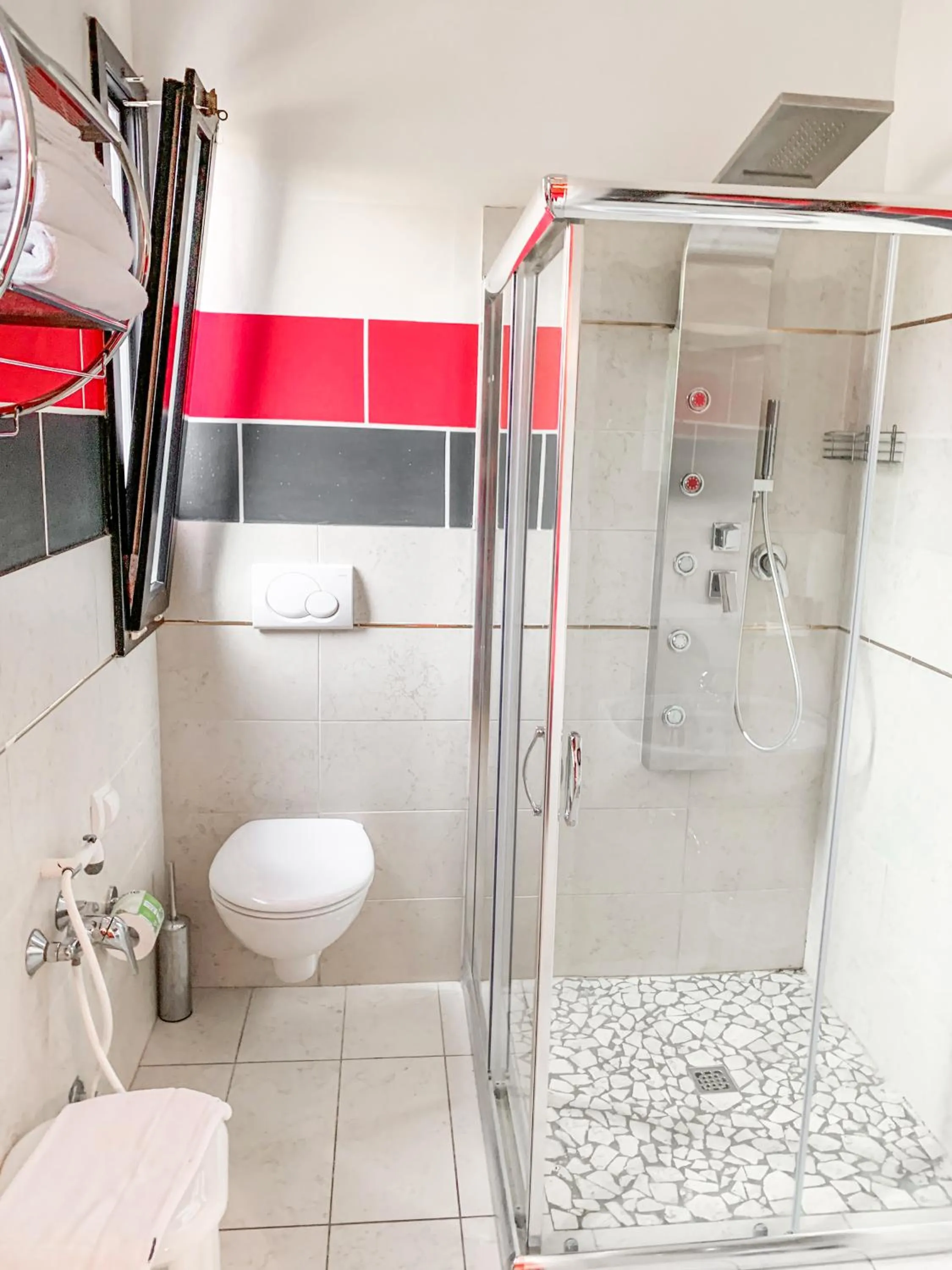 Bathroom in Hotel Le Cinéma