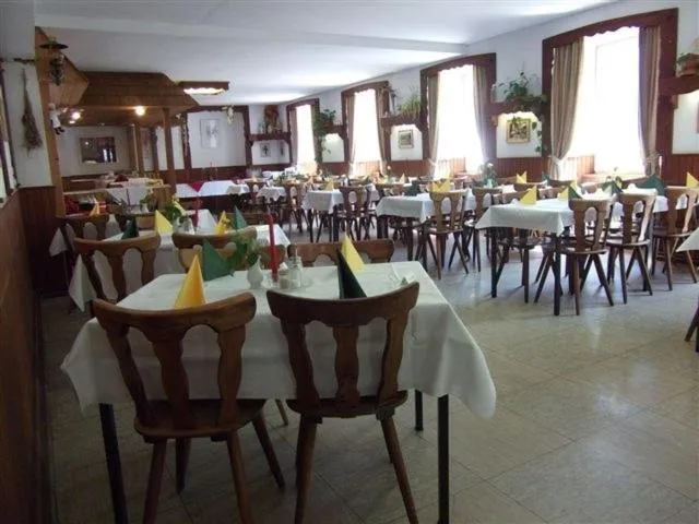 Restaurant/places to eat in Europäisches Gäste- und Seminarhaus