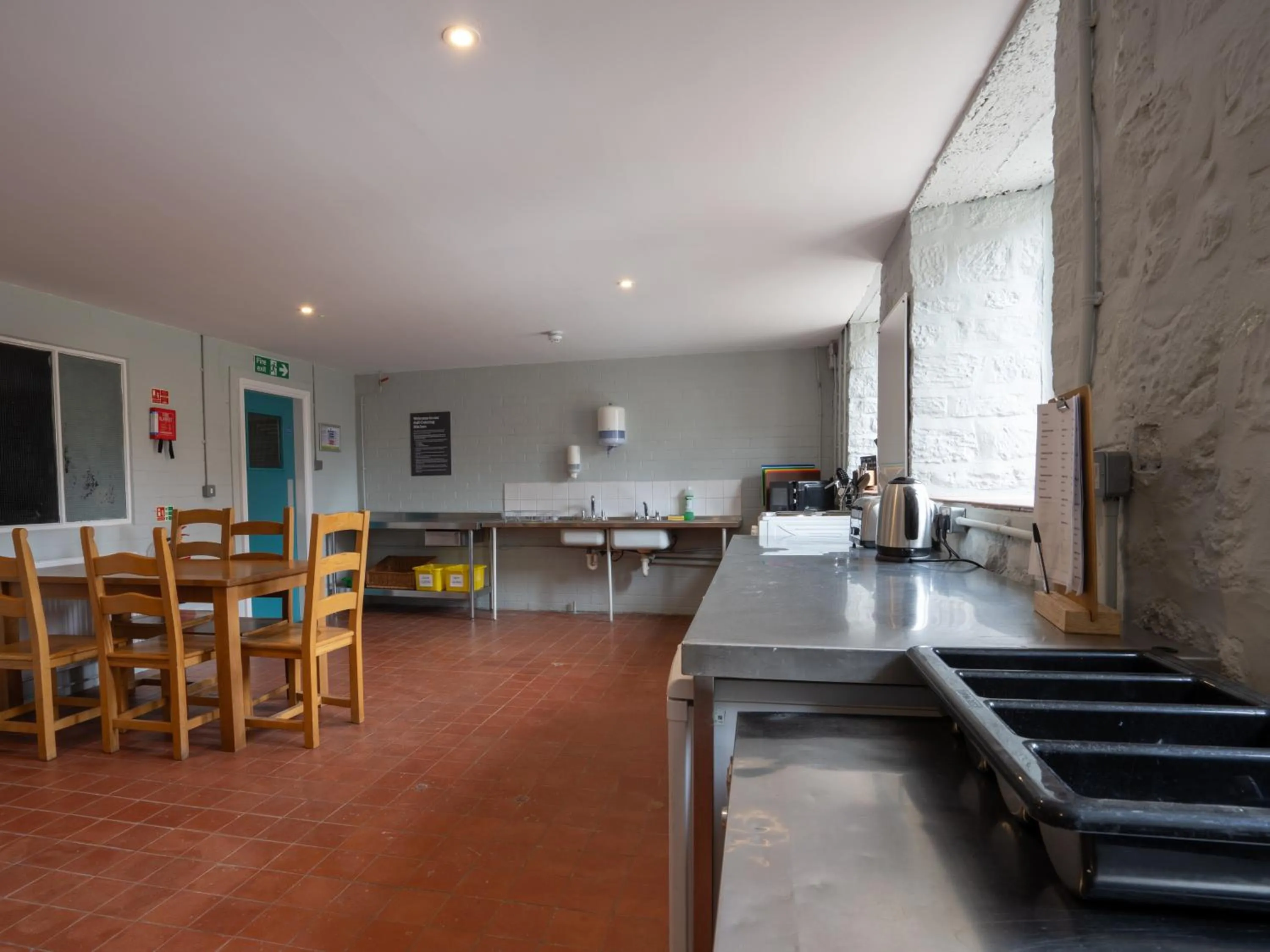 Communal kitchen in YHA Whitby