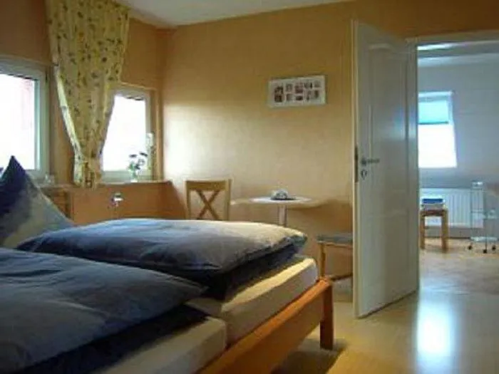 Photo of the whole room, Bed in Pension Kölzer