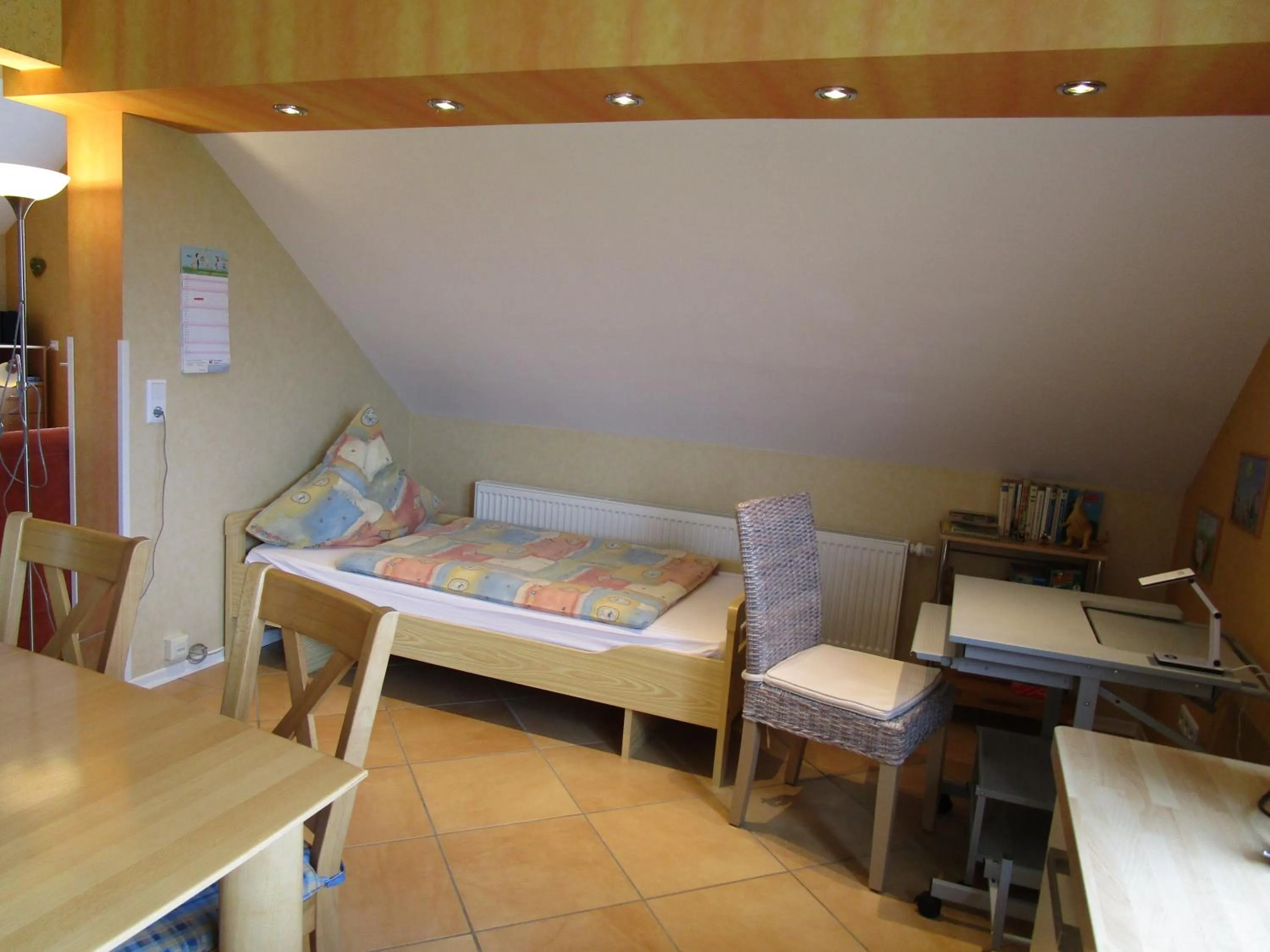 Bed in Pension Kölzer