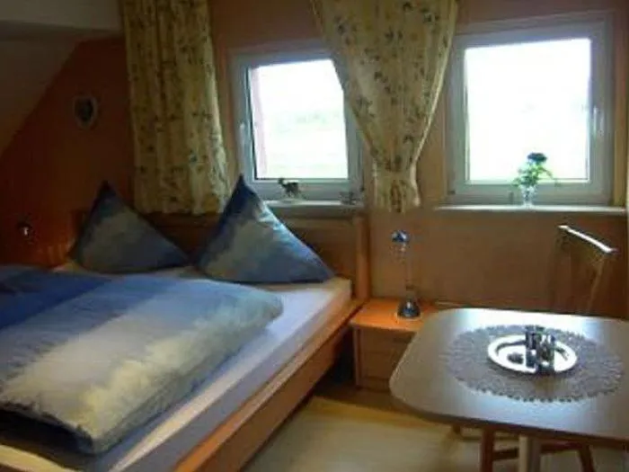 Photo of the whole room, Bed in Pension Kölzer