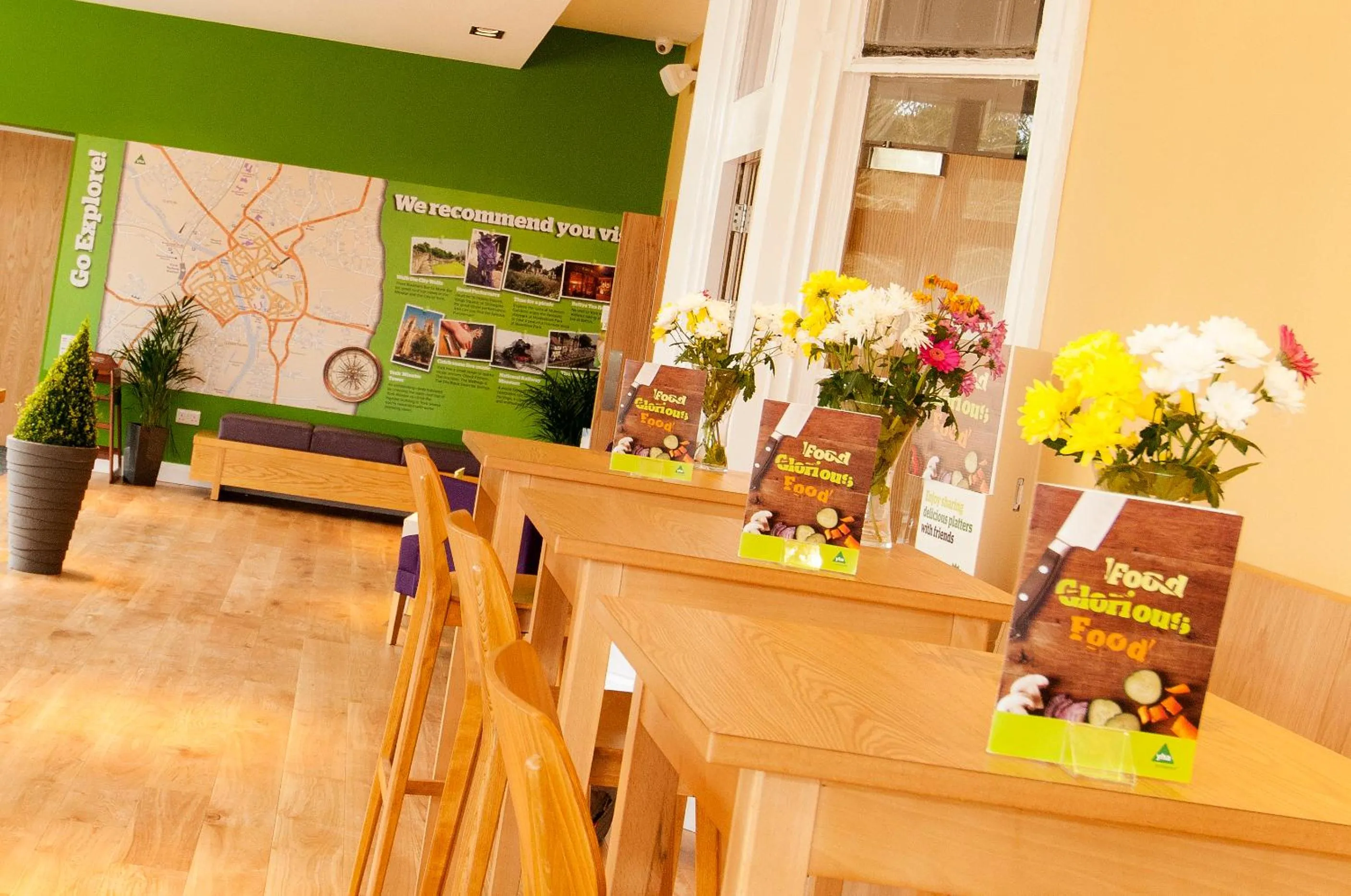 Restaurant/places to eat in YHA York