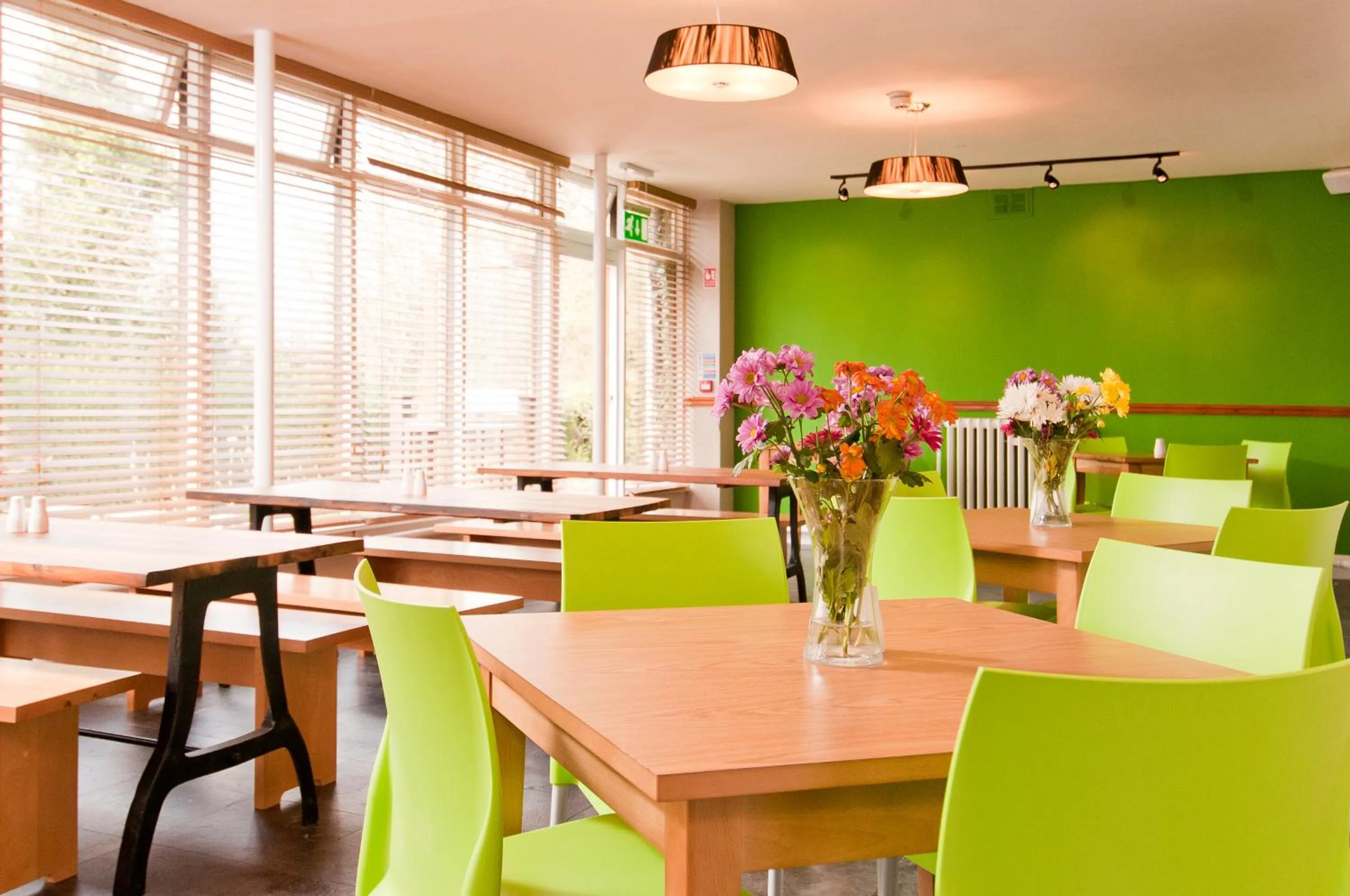 Restaurant/places to eat in YHA York