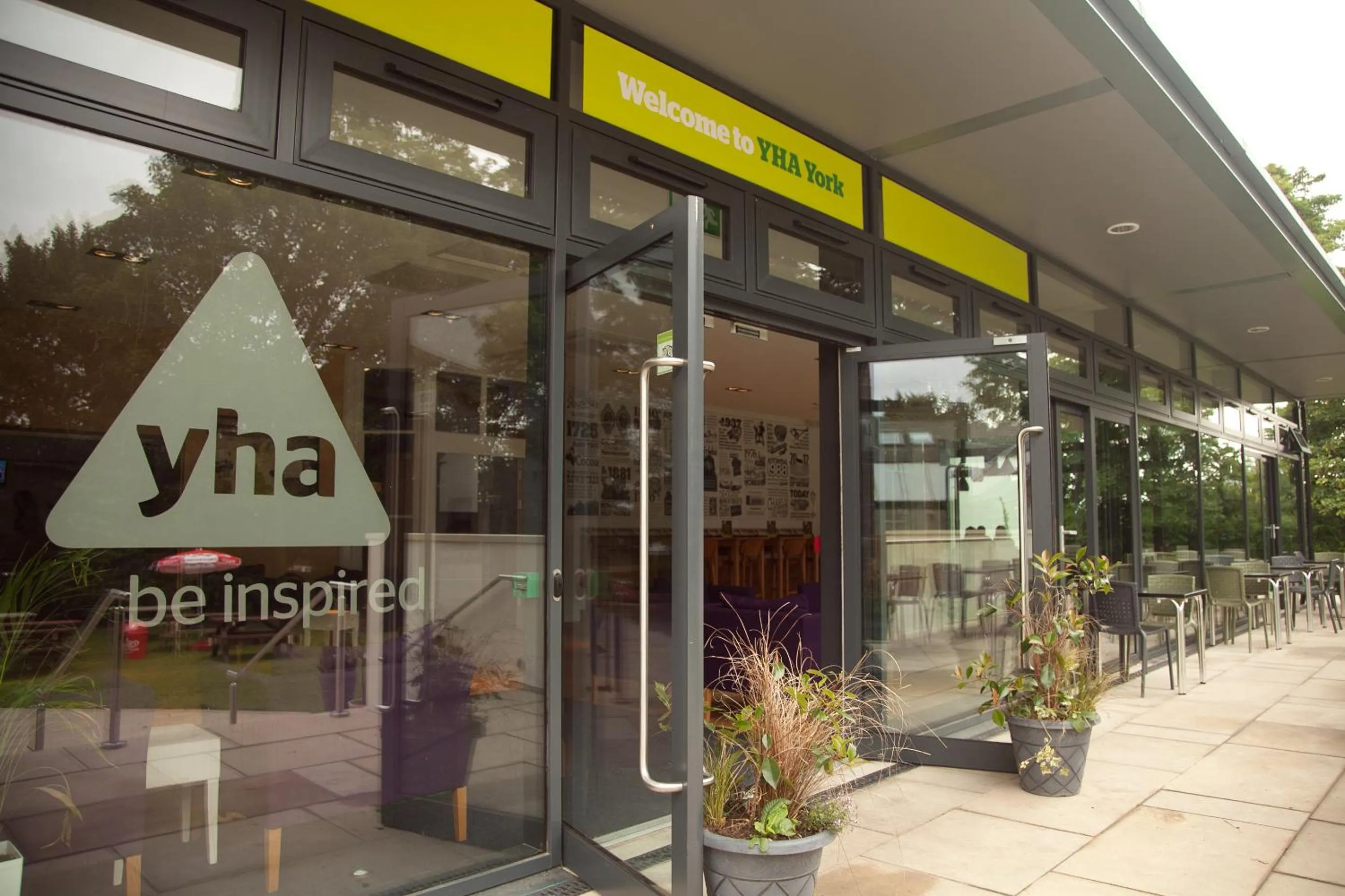 Facade/entrance in YHA York