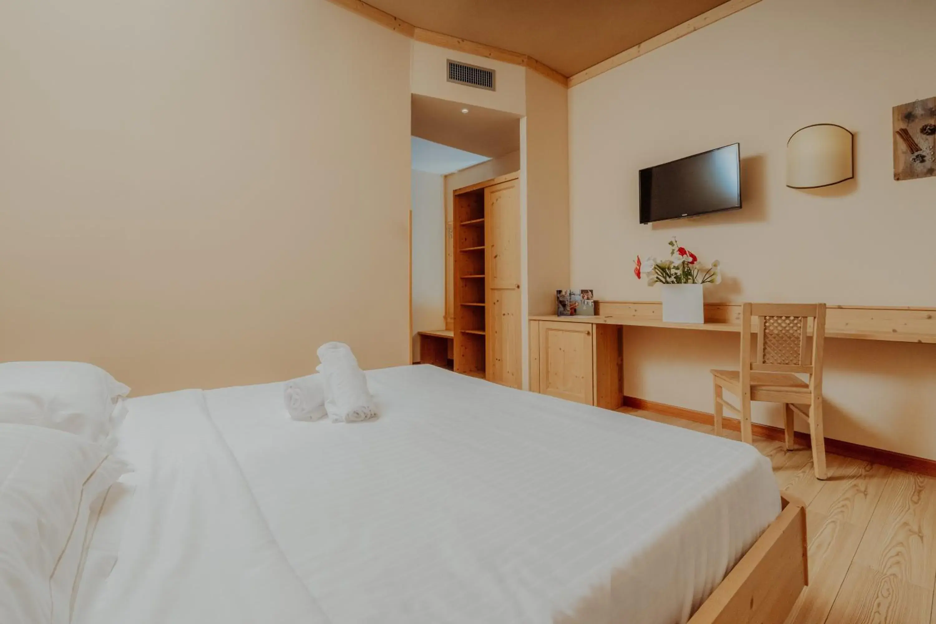 Double Room with Pool and Spa Access in Garden Relais Double Room with Pool and Spa Access in Garden Relais