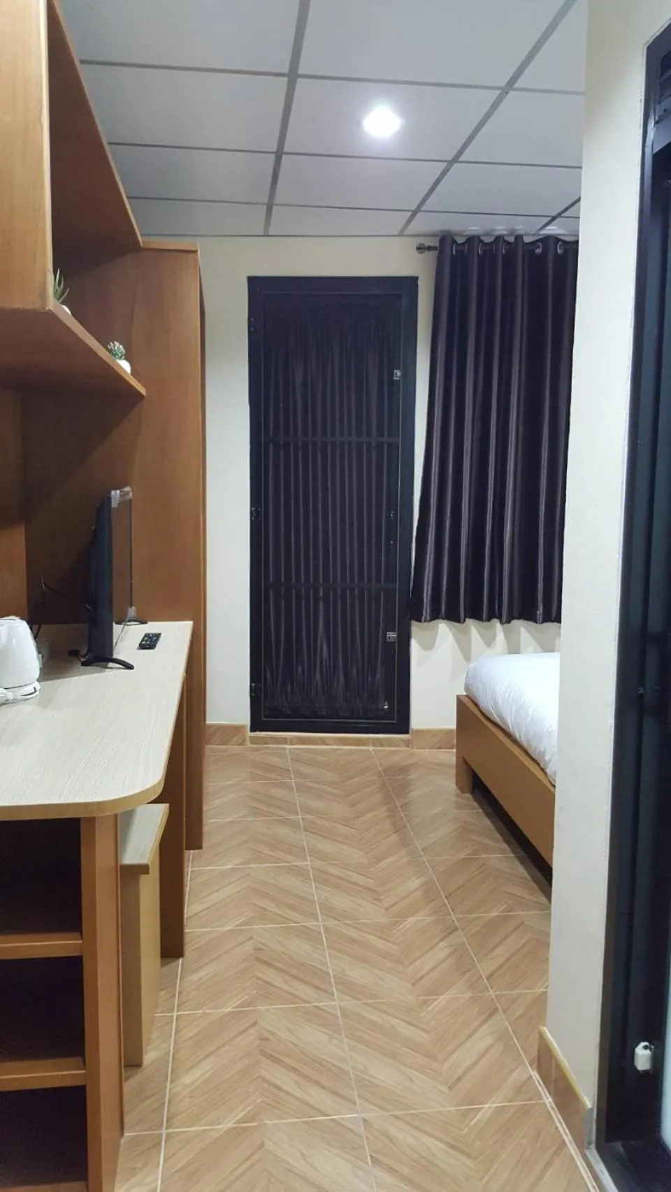 Bed in Double D Rooms & Cafe