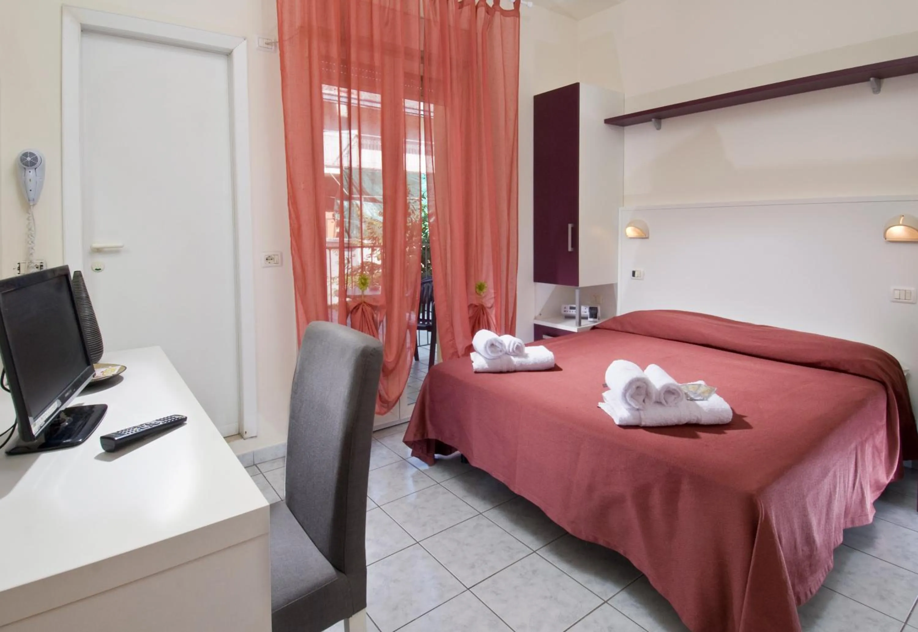 Photo of the whole room in Hotel Locanda Rosy