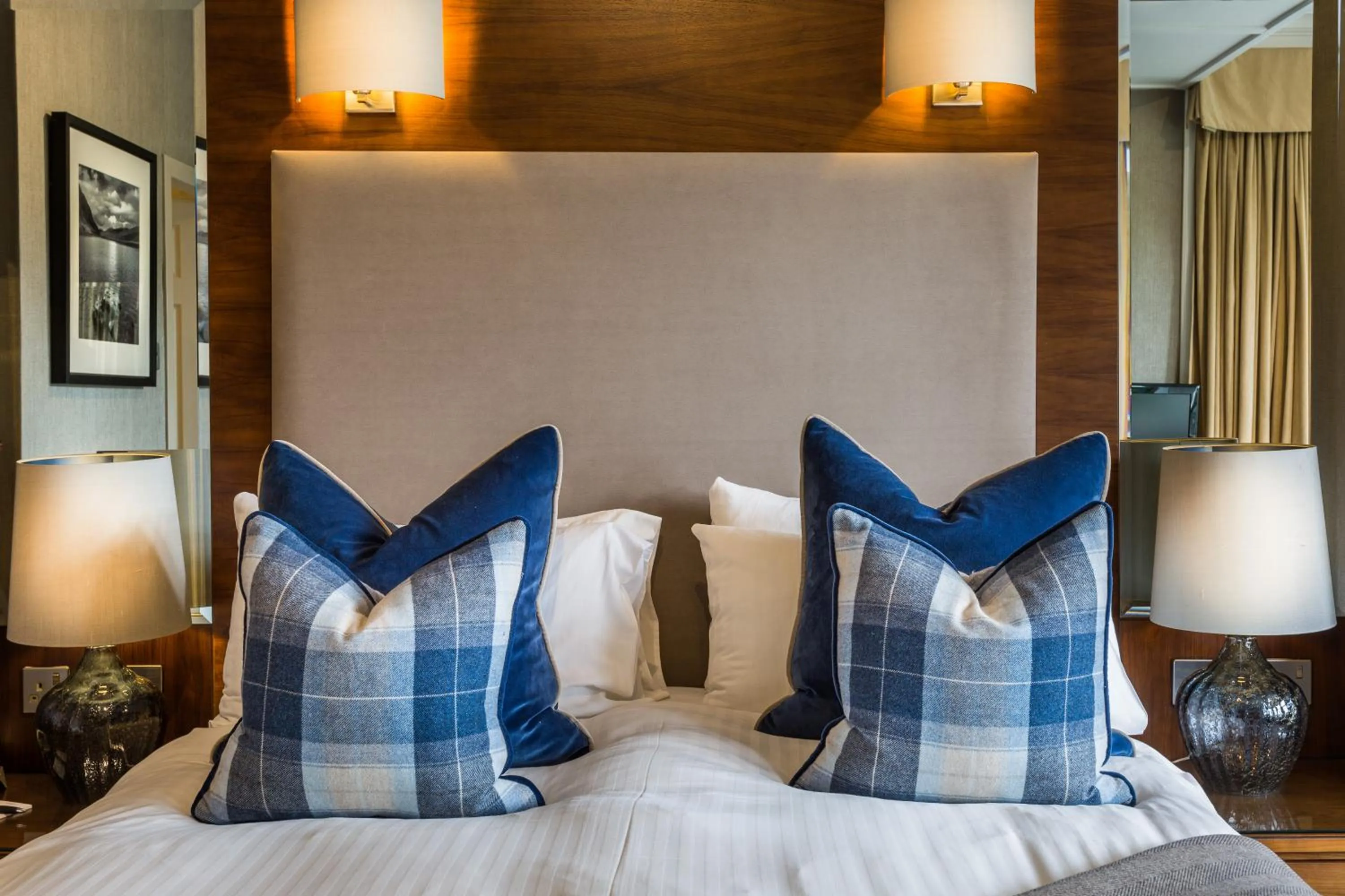 Bedroom, Bed in Auchrannie Resort