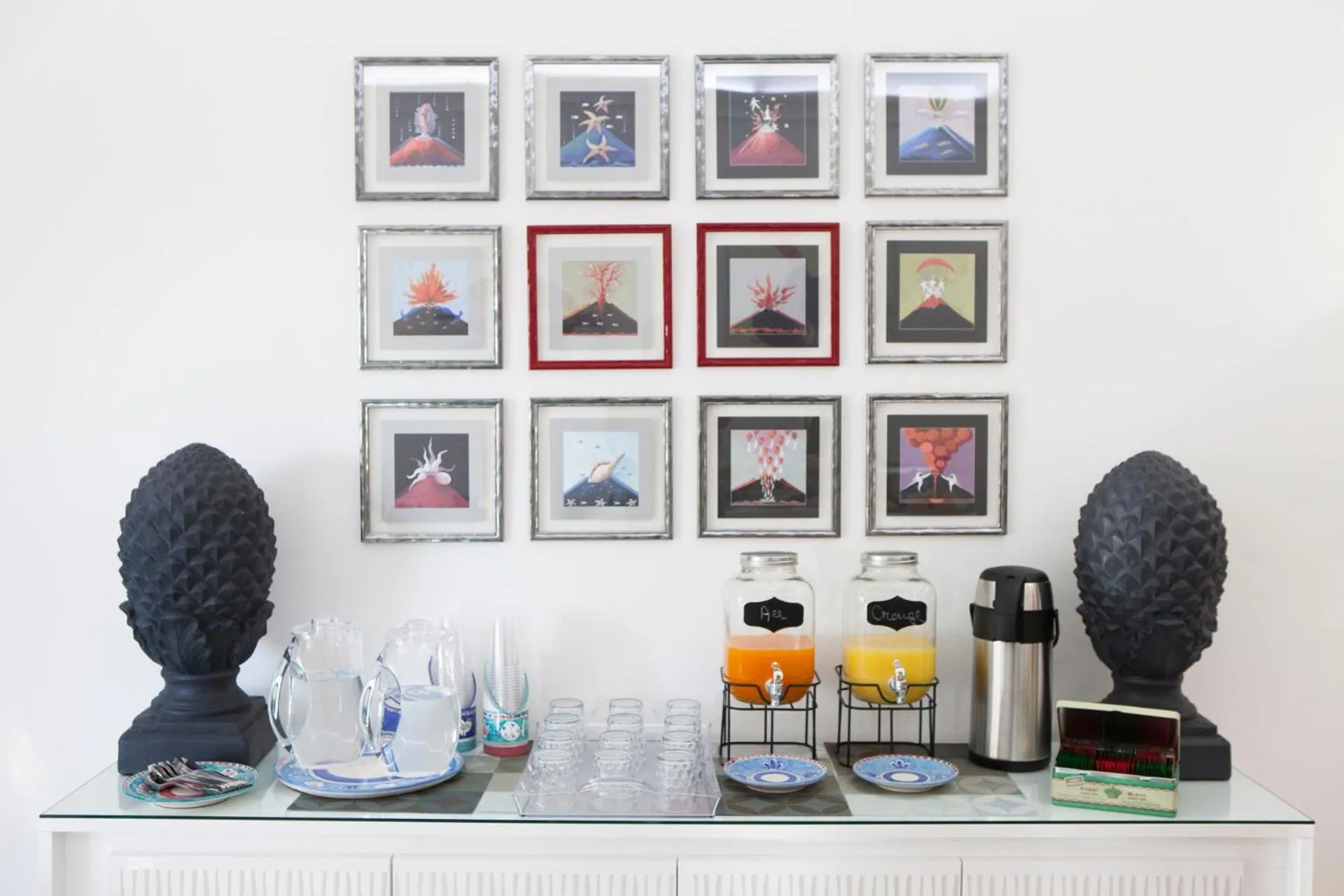 Restaurant/places to eat in Isa Guest Rooms