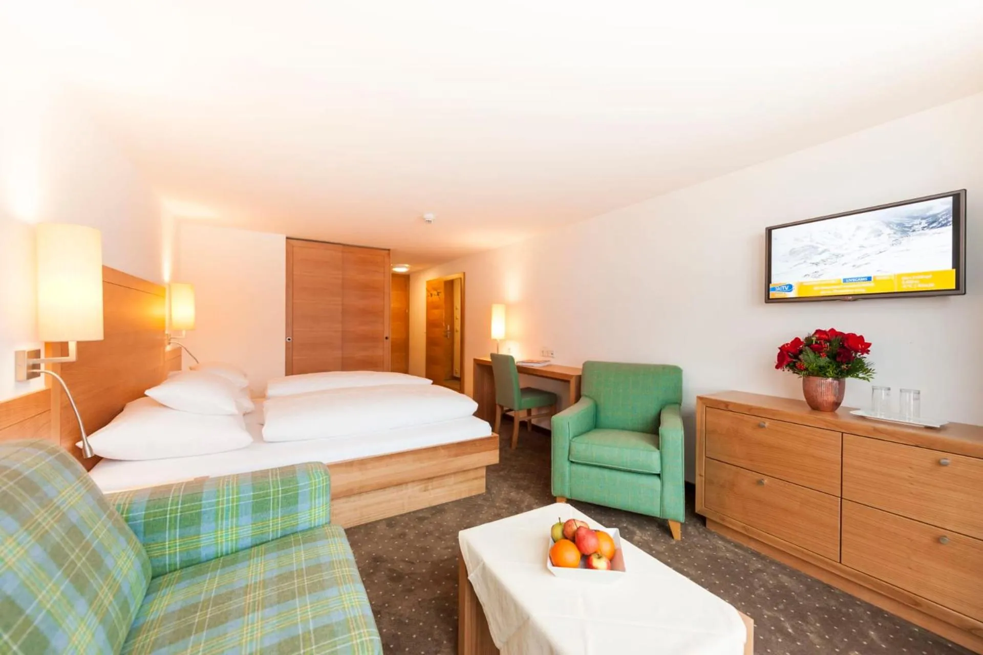 Photo of the whole room, Bed in Hotel Schranz - Ski In & Ski Out