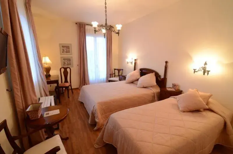 Family Suite in Korina Gallery Hotel Family Suite in Korina Gallery Hotel