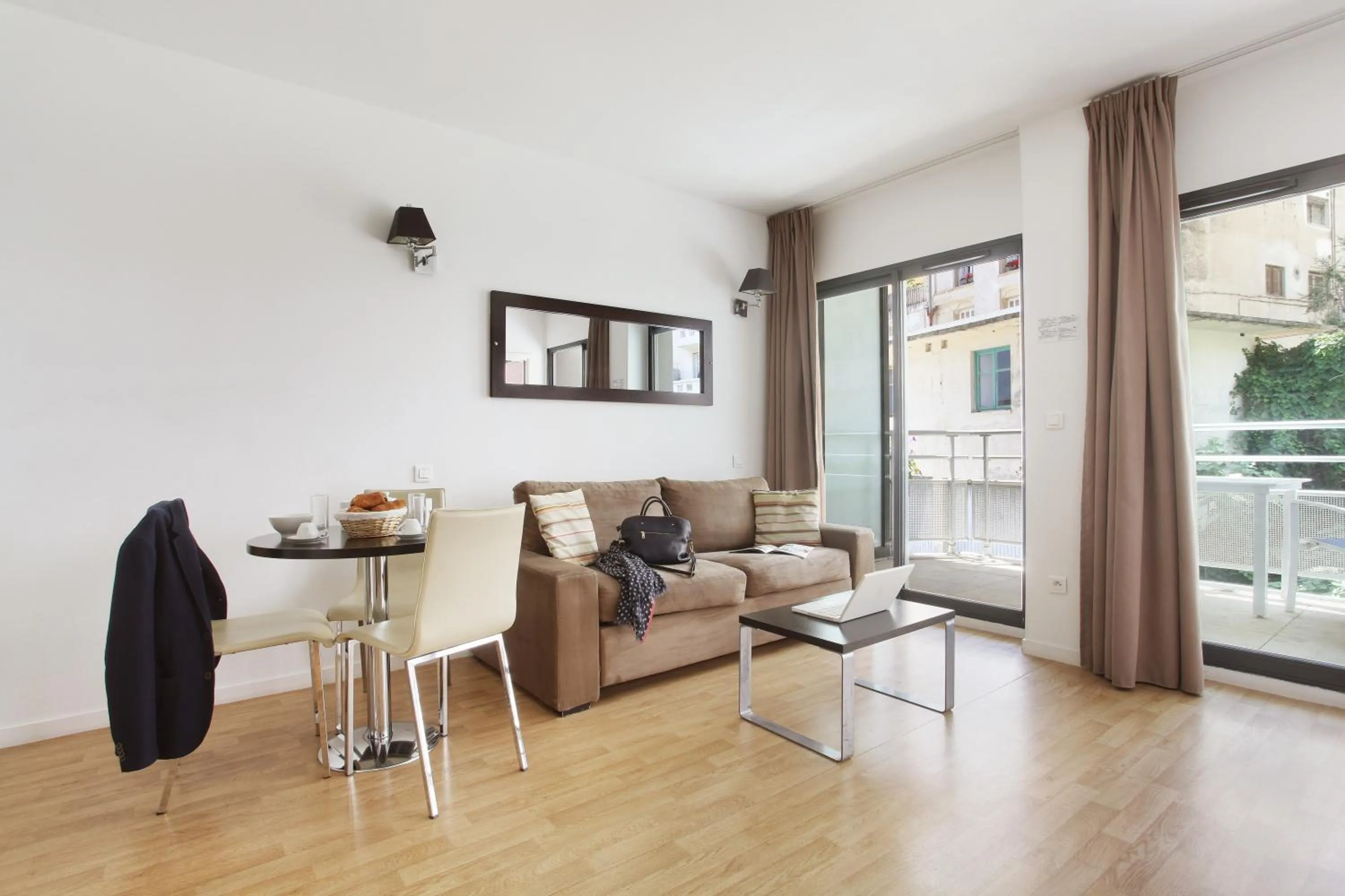 Seating area in Appart'hôtel Odalys City - Monaco Les Hauts de la Principauté