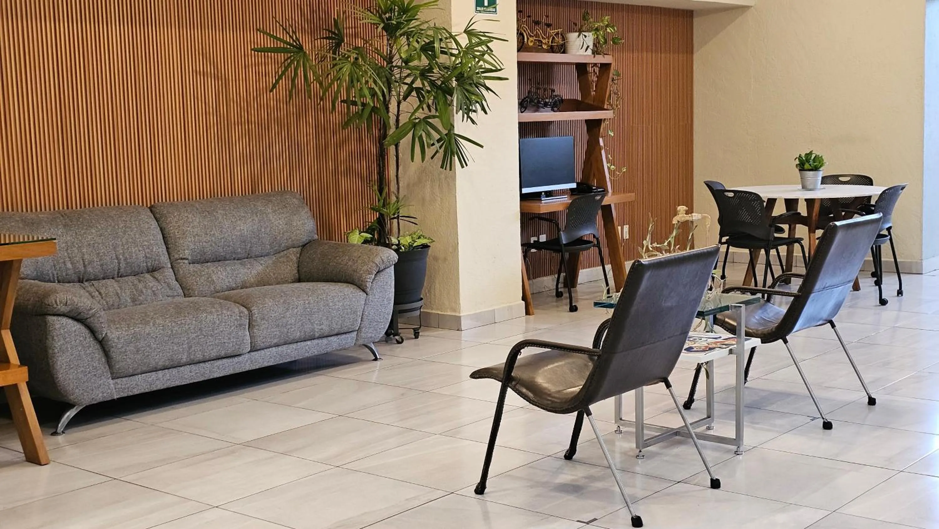 Lobby or reception in Comfort Inn Cordoba