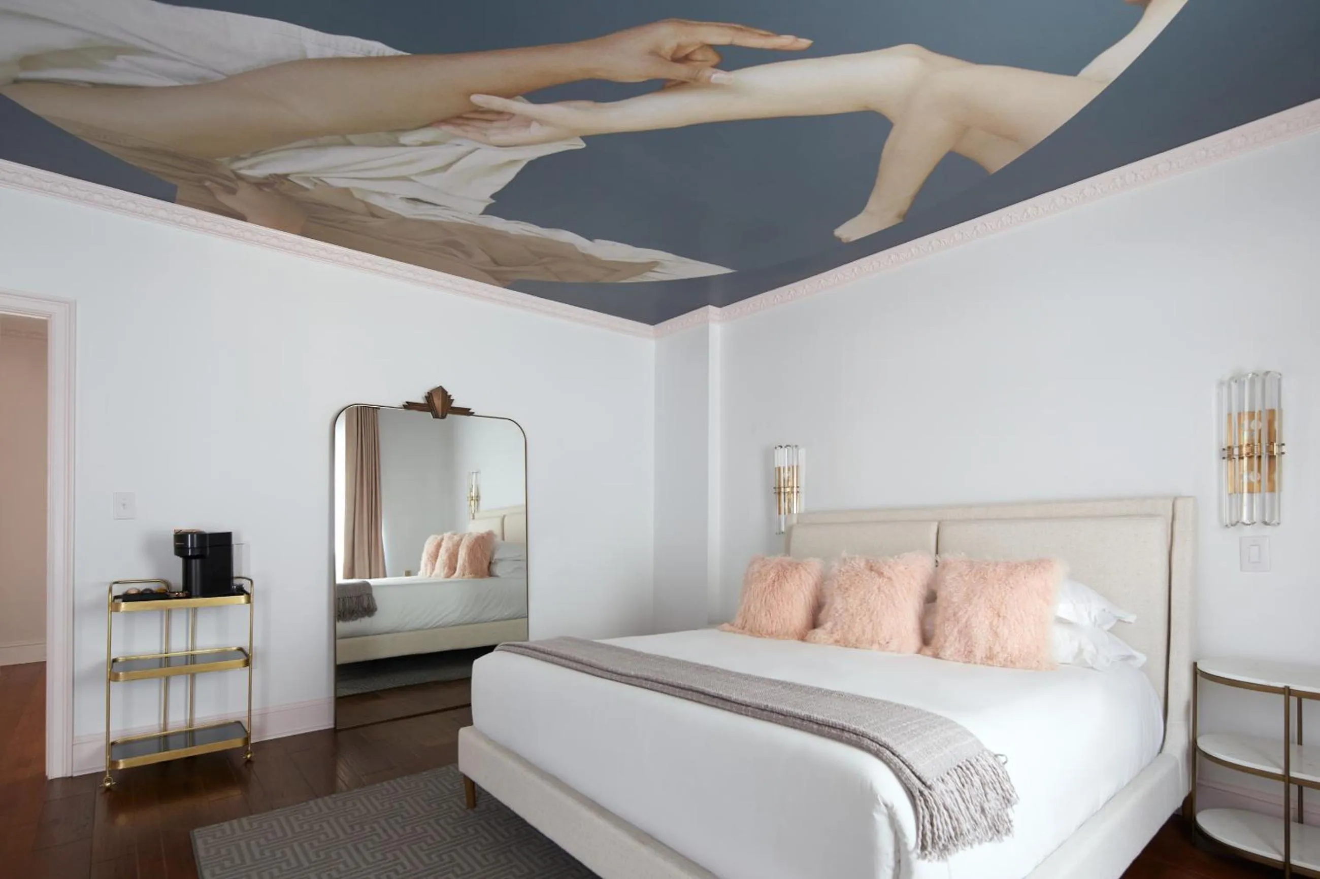 Bed in The Franklin on Rittenhouse, A Boutique Hotel