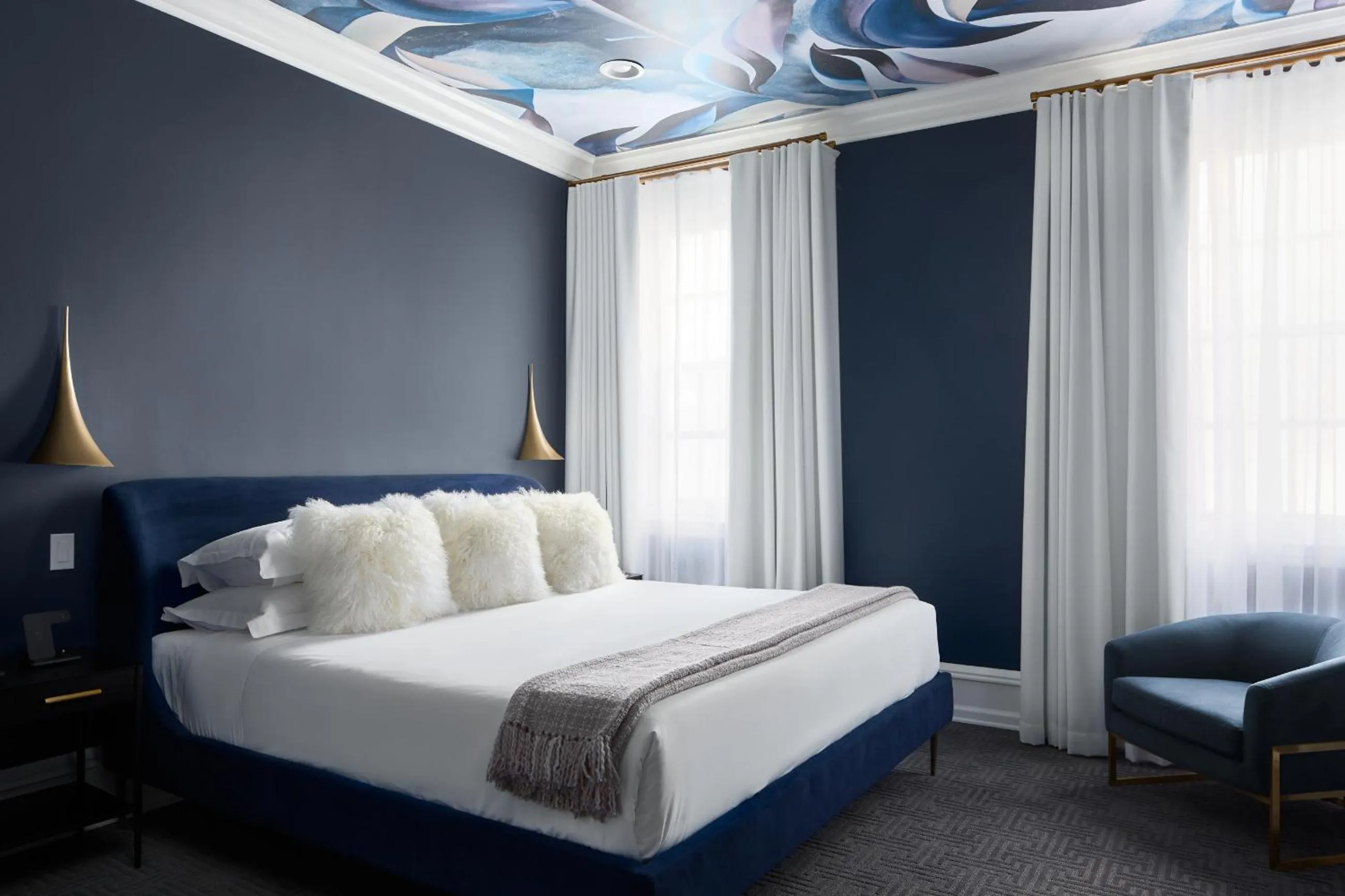 Photo of the whole room, Bed in The Franklin on Rittenhouse, A Boutique Hotel