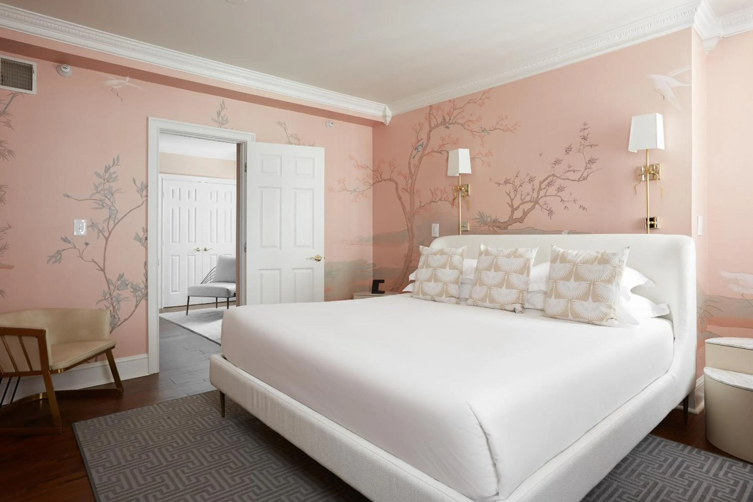 Bed in The Franklin on Rittenhouse, A Boutique Hotel