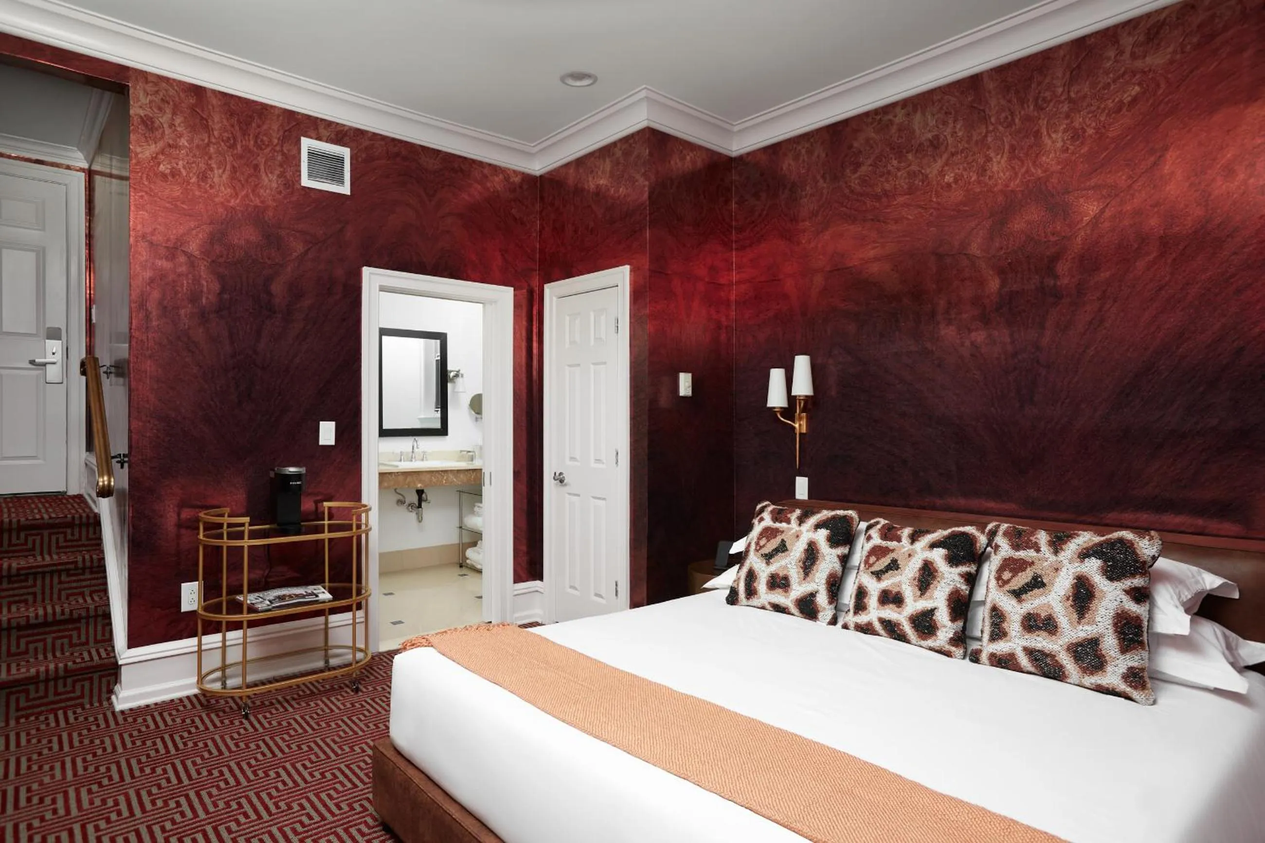 Bed in The Franklin on Rittenhouse, A Boutique Hotel