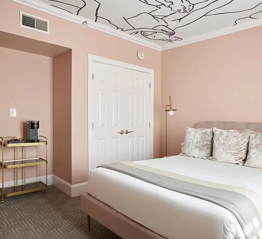 Bed in The Franklin on Rittenhouse, A Boutique Hotel