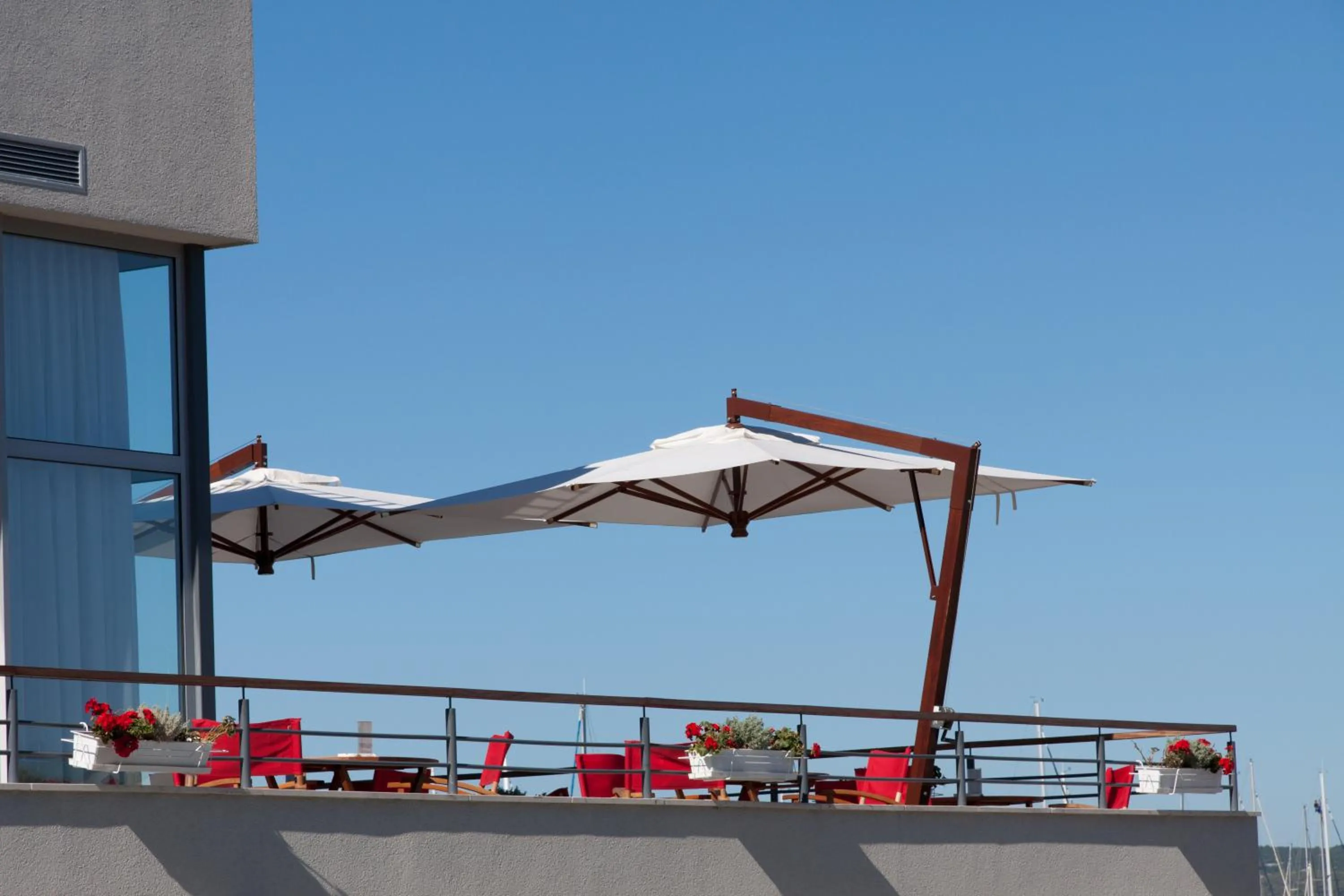 Restaurant/places to eat in Hotel IN