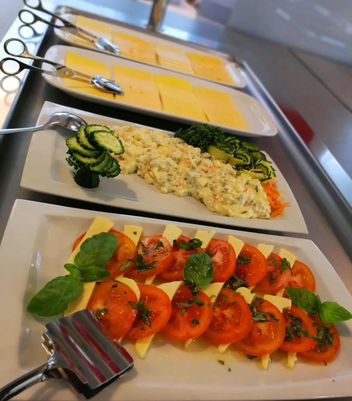 Restaurant/places to eat in Hotel IN