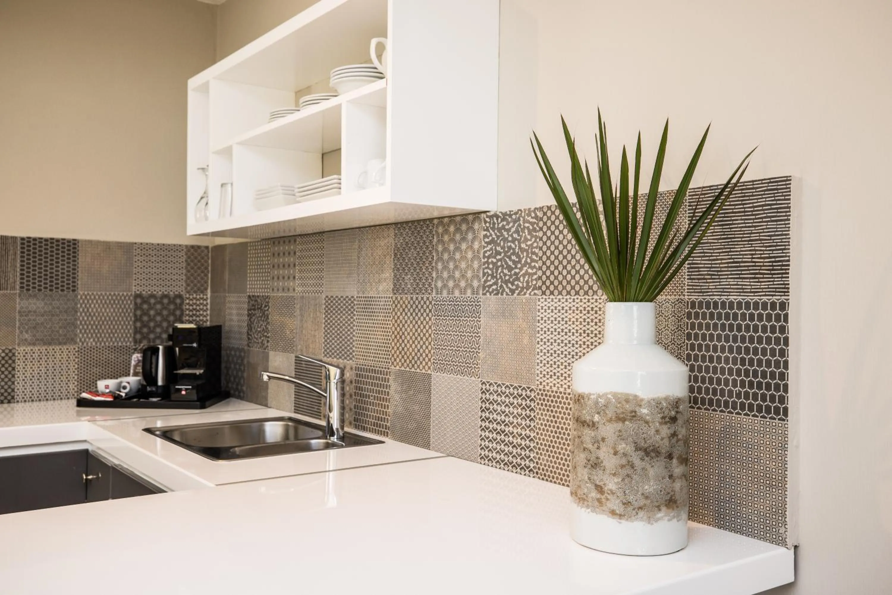 Kitchen or kitchenette in Paradera Park Aruba