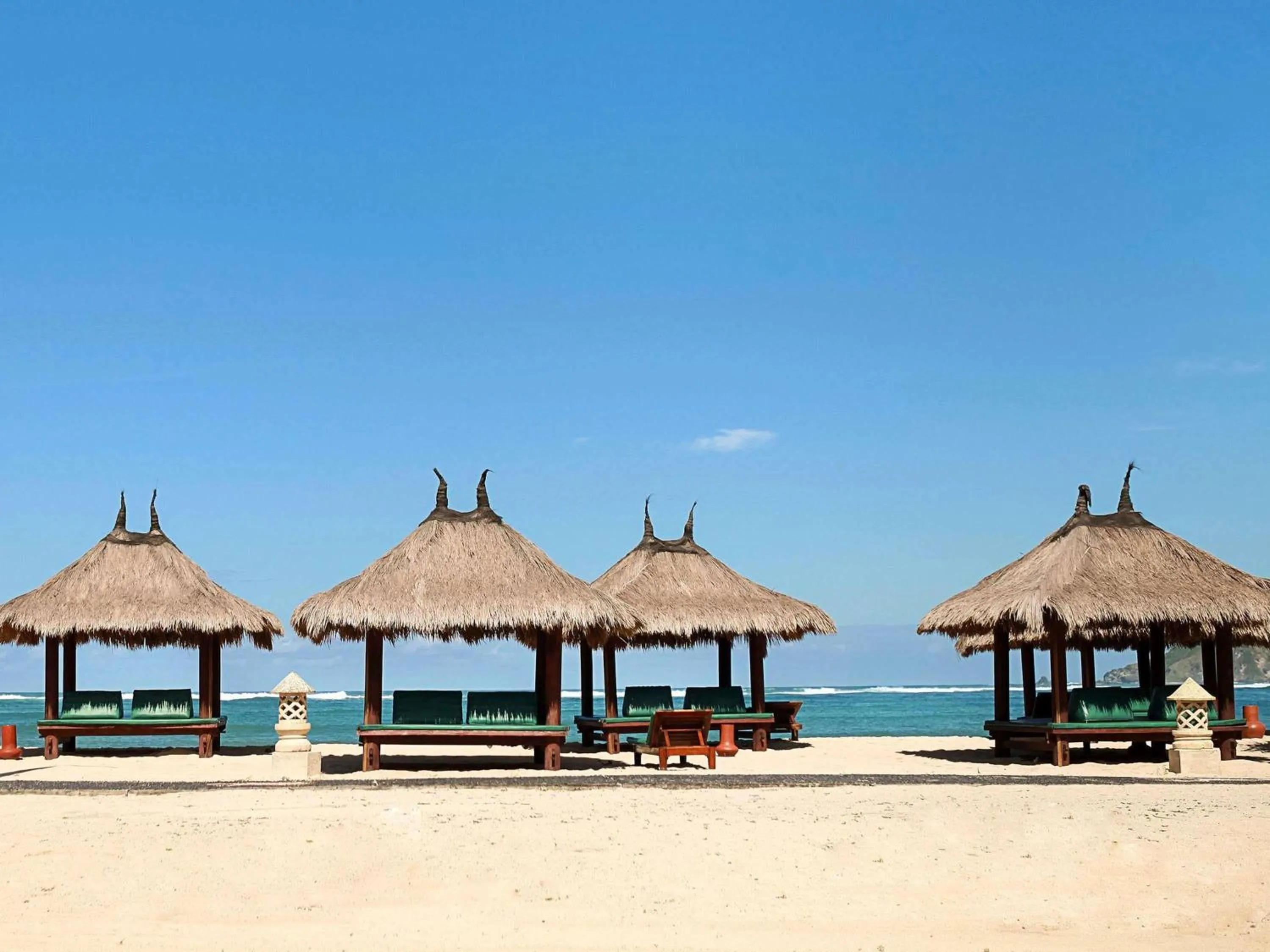 Restaurant/places to eat in Novotel Lombok Resort & Villas