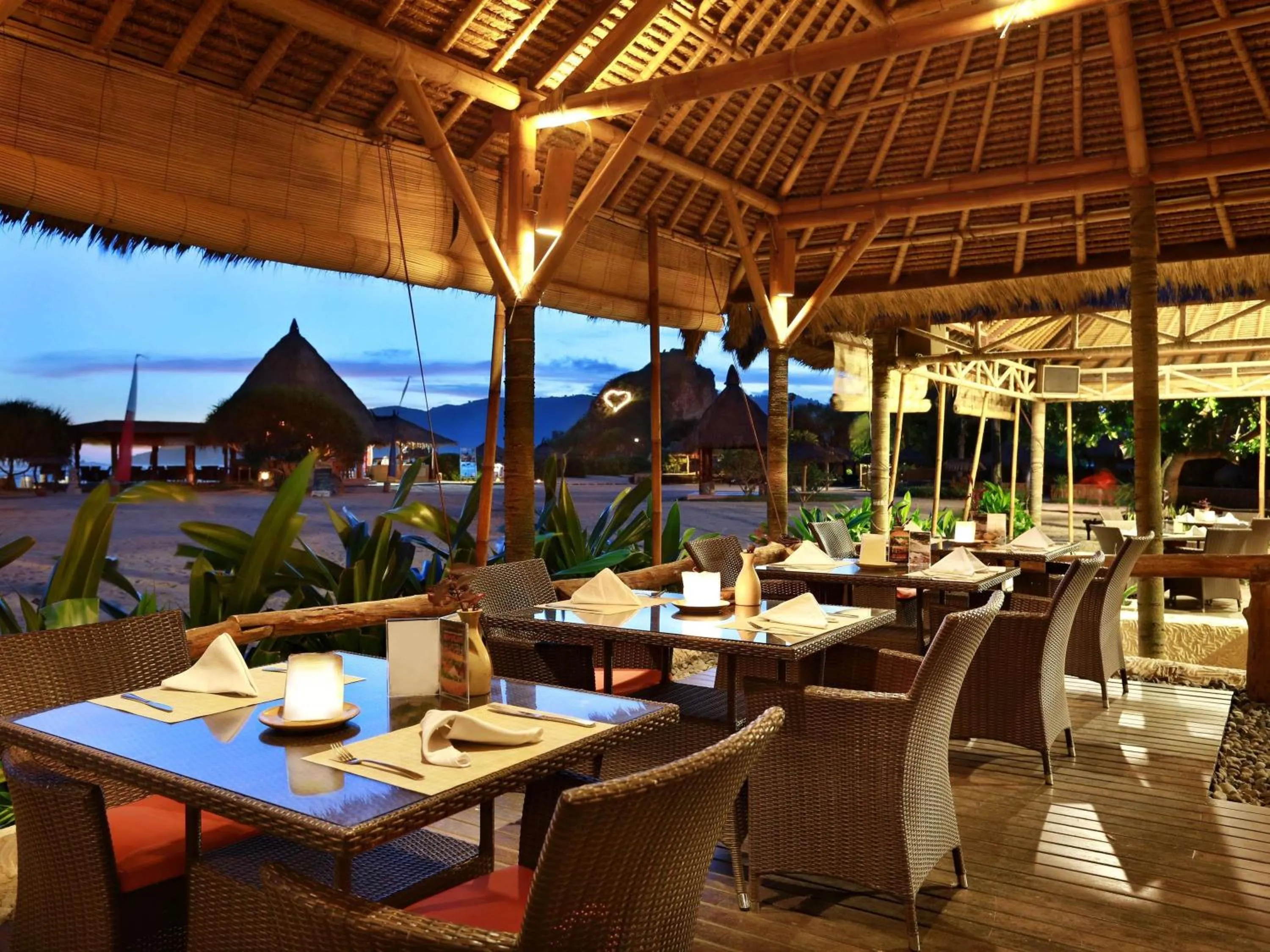 Restaurant/places to eat in Novotel Lombok Resort & Villas