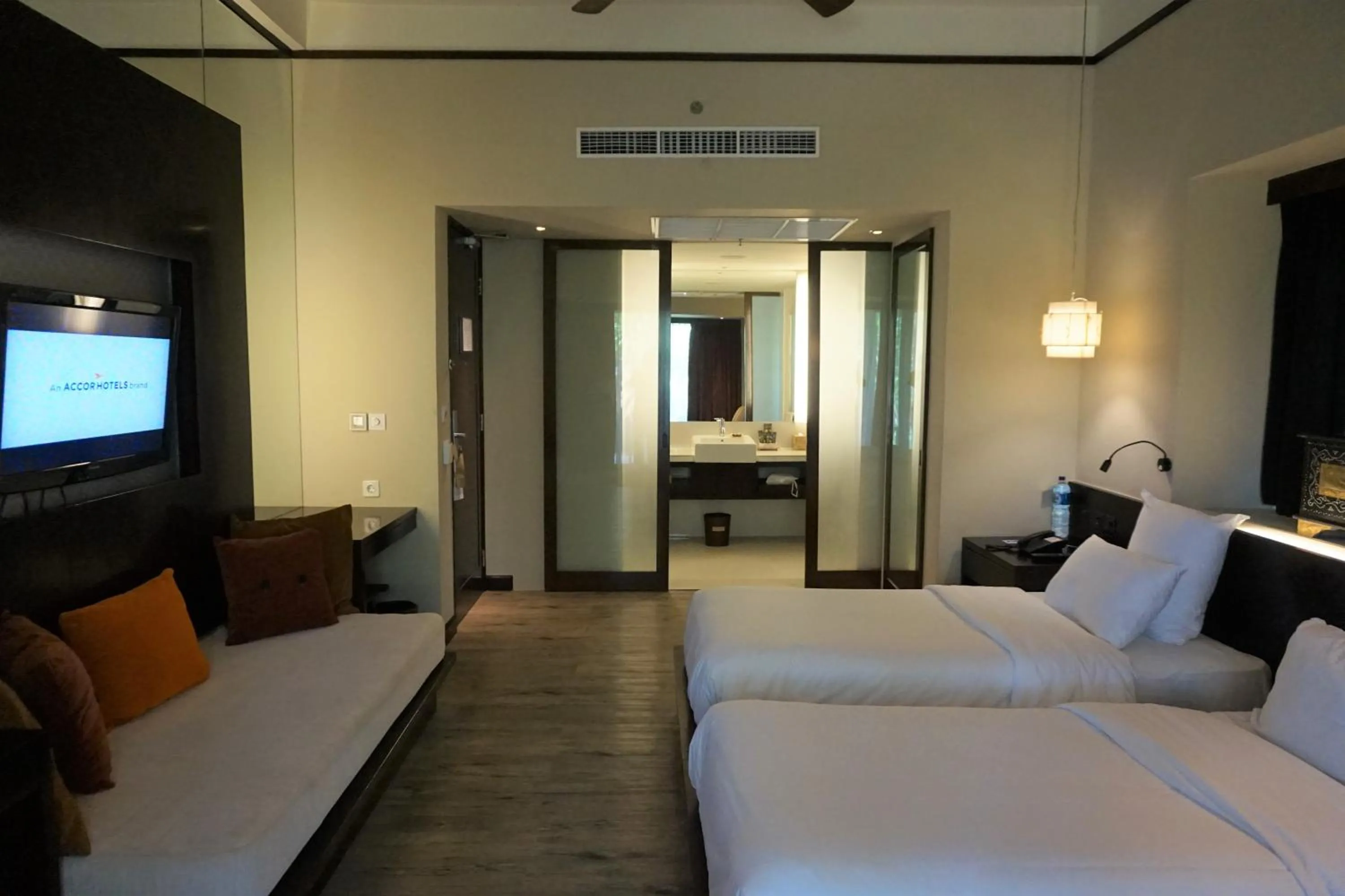 Bedroom, Bed in Novotel Lombok Resort & Villas