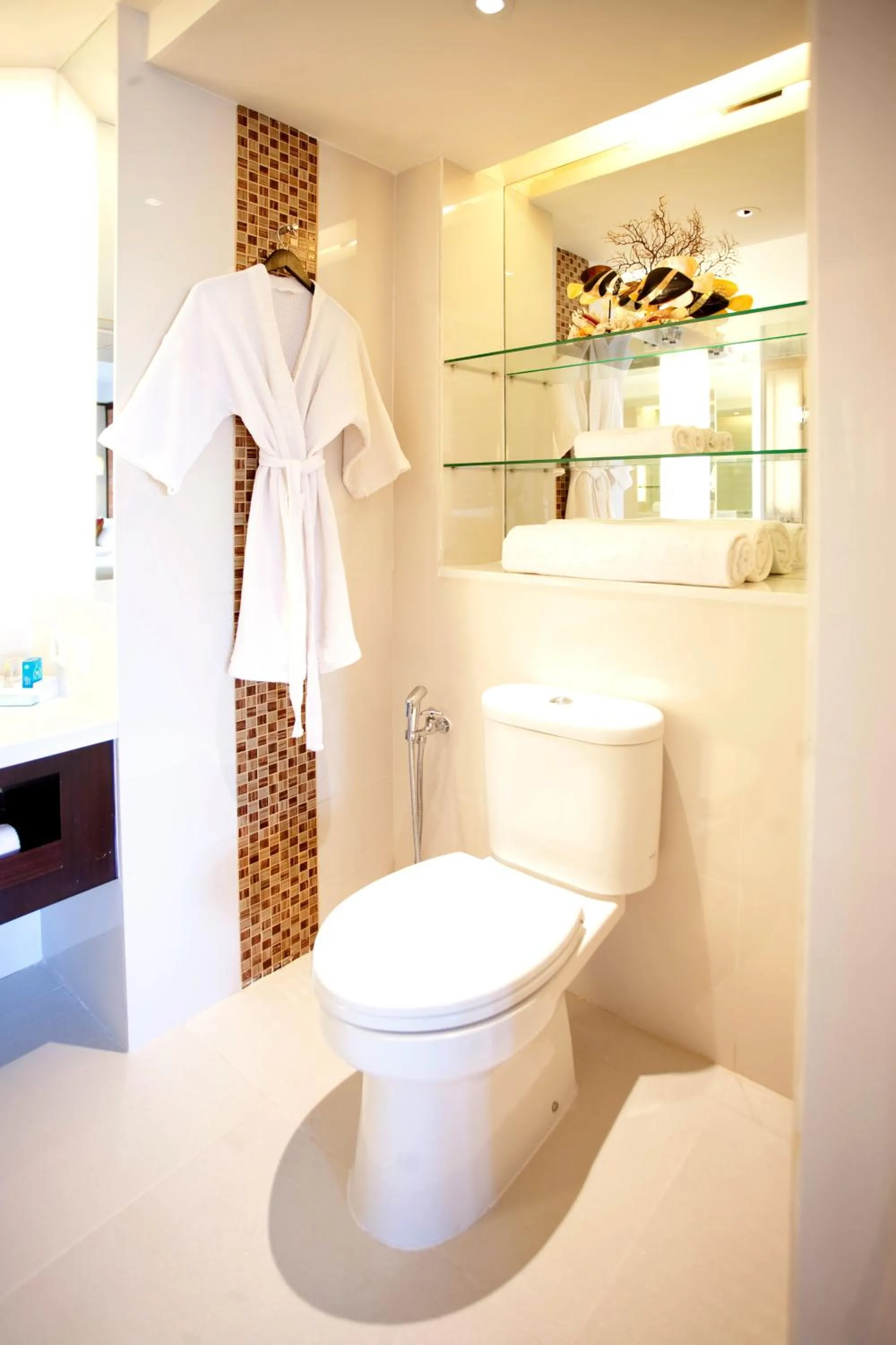 Toilet in Novotel Lombok Resort & Villas