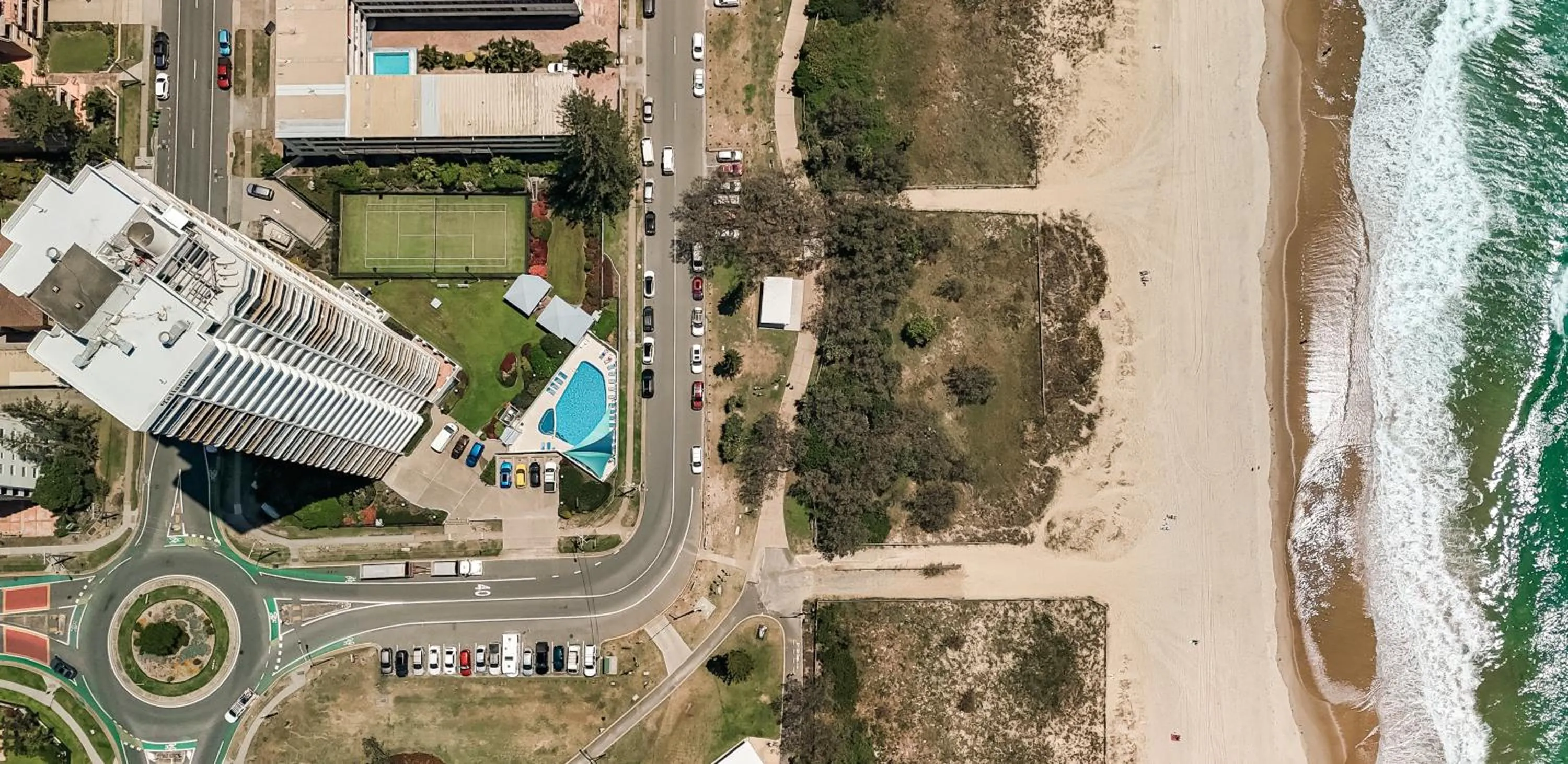 Property building in Talisman Beachside Broadbeach