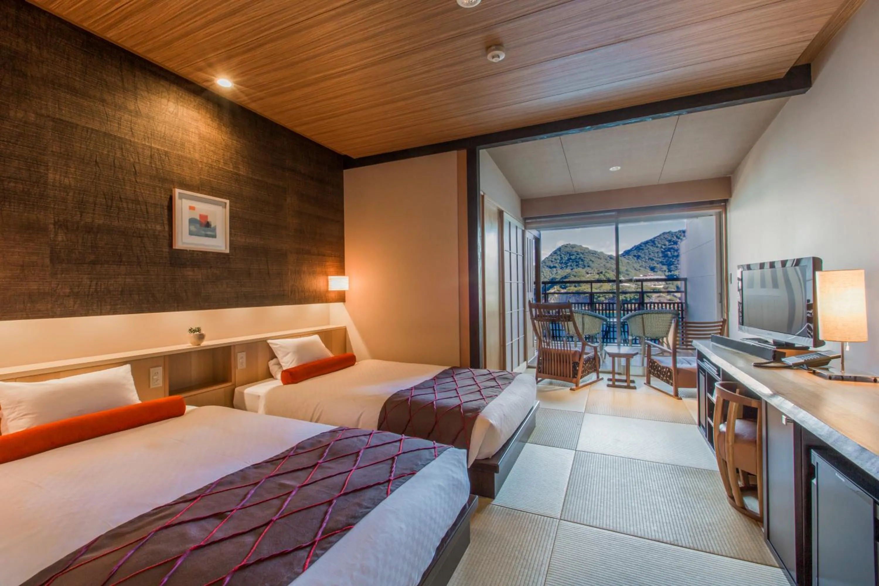 Photo of the whole room, Bed in Migiwatei Ochi Kochi
