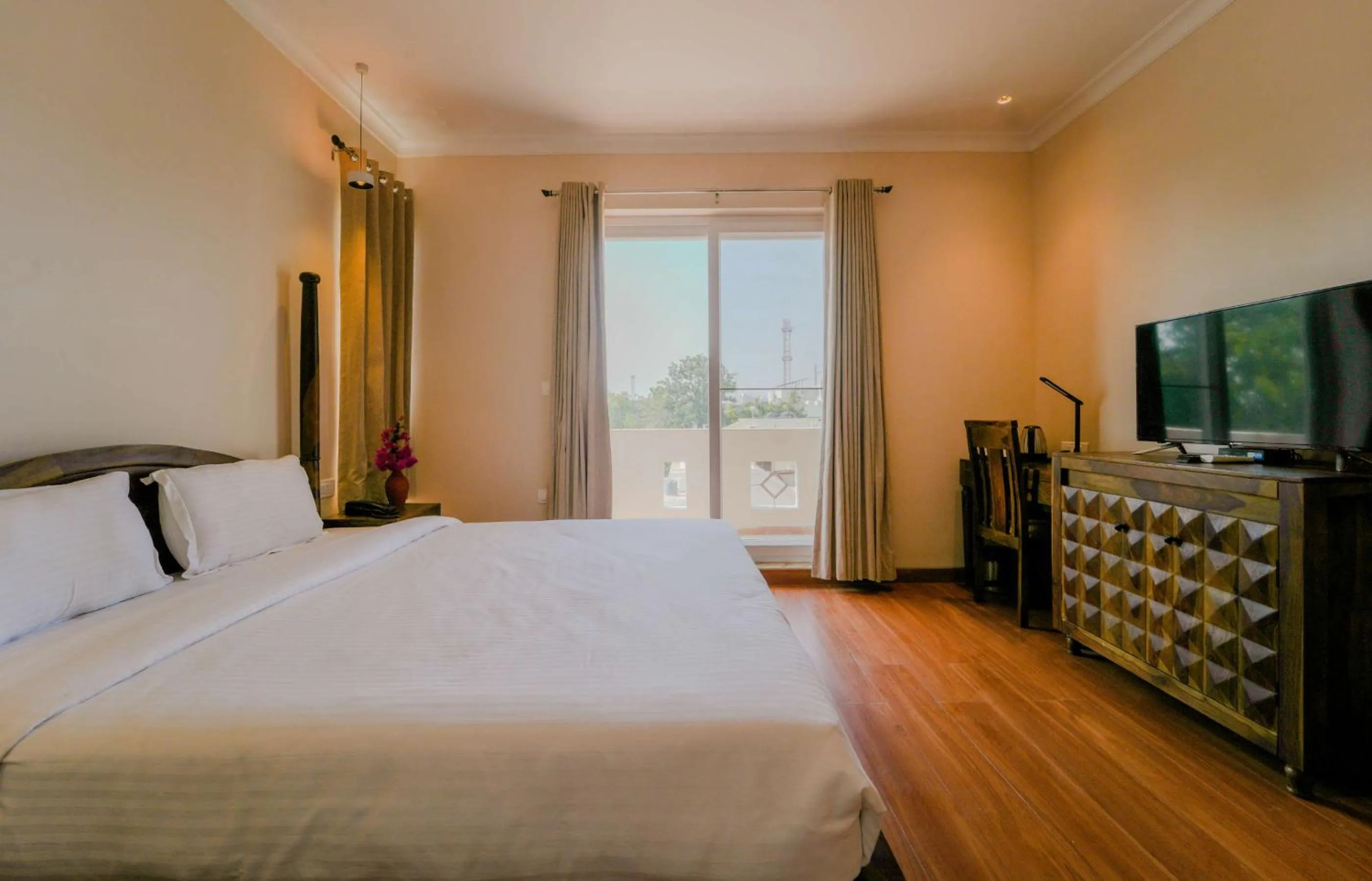 Bed in R41-A Boutique Hotel In Jaipur Vaishali Nagar