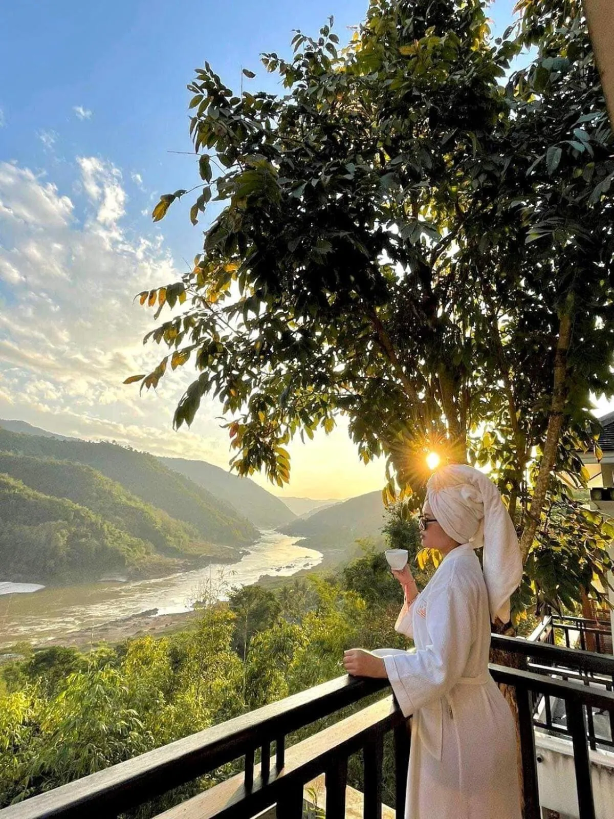 Property building in Le Grand Pakbeng