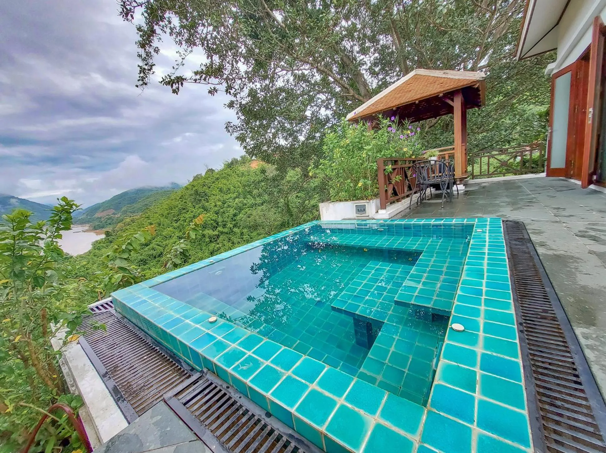 River view in Le Grand Pakbeng