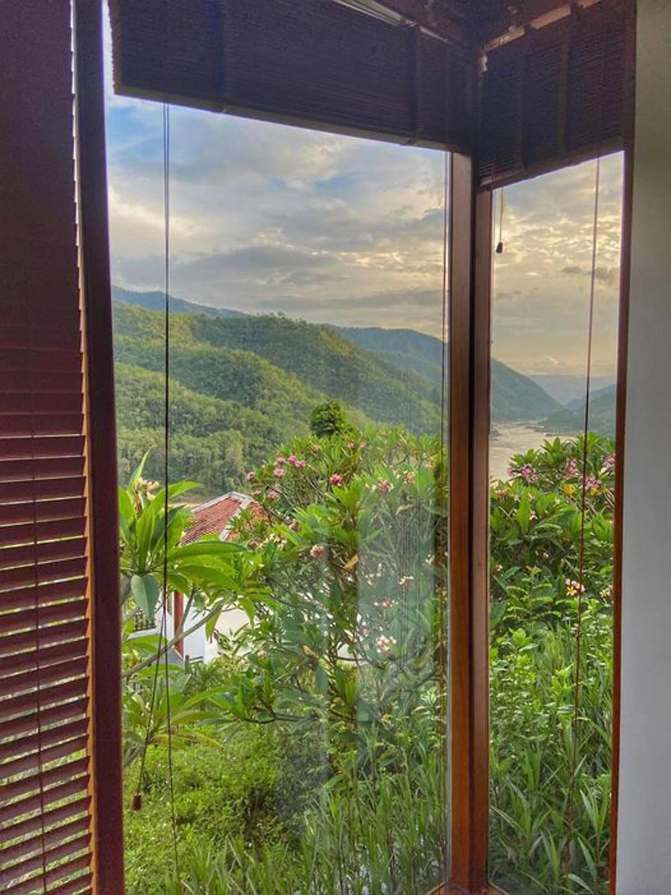 Mountain view in Le Grand Pakbeng